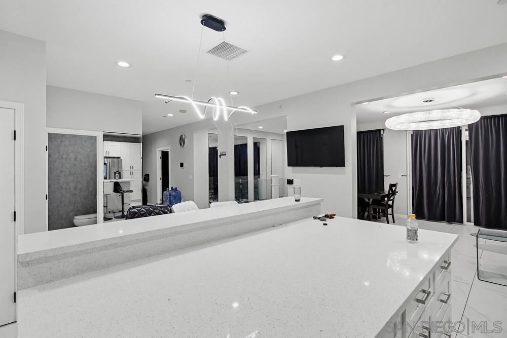 Detail Gallery Image 14 of 46 For 1644  Cuyamaca Ave, Spring Valley,  CA 91977 - 4 Beds | 3/1 Baths