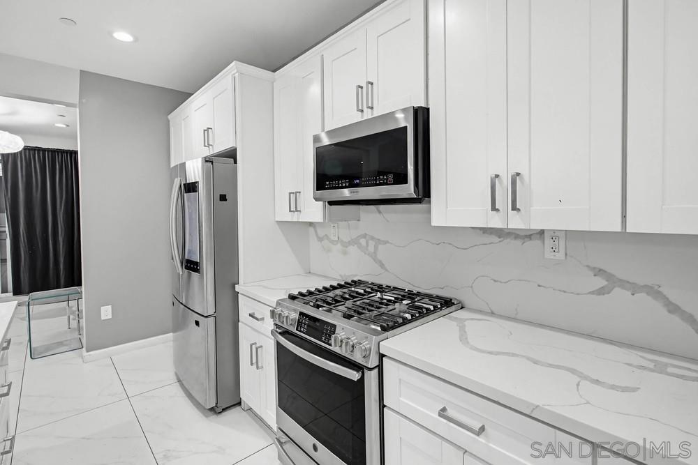 Detail Gallery Image 15 of 46 For 1644  Cuyamaca Ave, Spring Valley,  CA 91977 - 4 Beds | 3/1 Baths