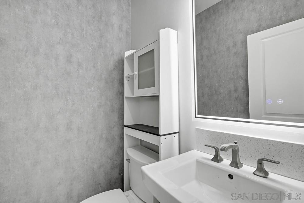 Detail Gallery Image 16 of 46 For 1644  Cuyamaca Ave, Spring Valley,  CA 91977 - 4 Beds | 3/1 Baths