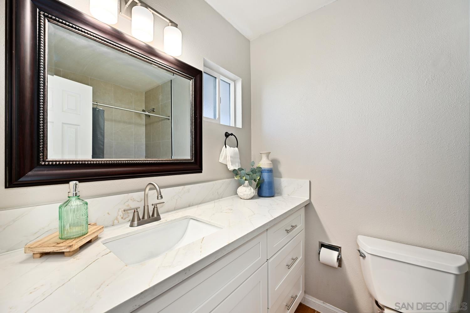 Detail Gallery Image 16 of 28 For 720  Fern St, Escondido,  CA 92027 - 3 Beds | 2 Baths