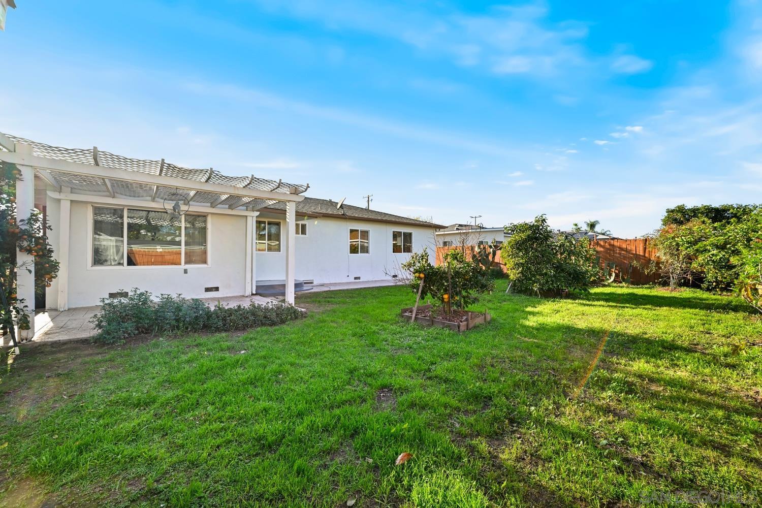 Detail Gallery Image 25 of 28 For 720  Fern St, Escondido,  CA 92027 - 3 Beds | 2 Baths