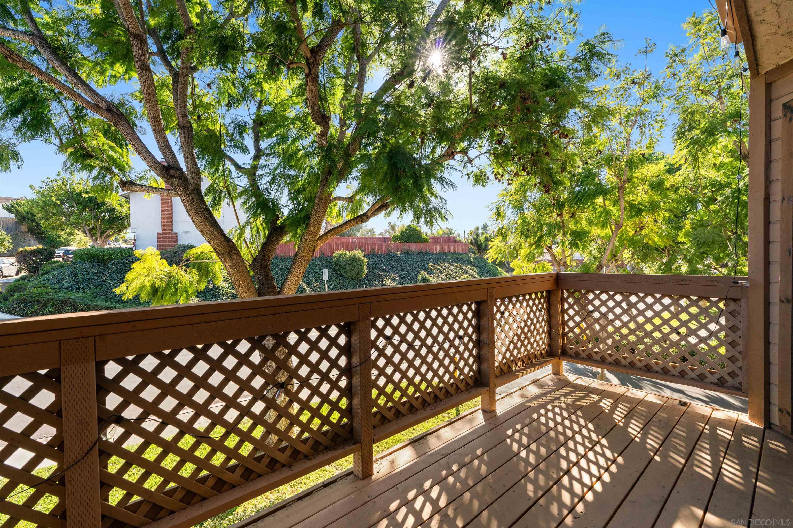 Detail Gallery Image 14 of 51 For 8896  Highwood Dr  #C,  San Diego,  CA 92119 - 3 Beds | 2/1 Baths