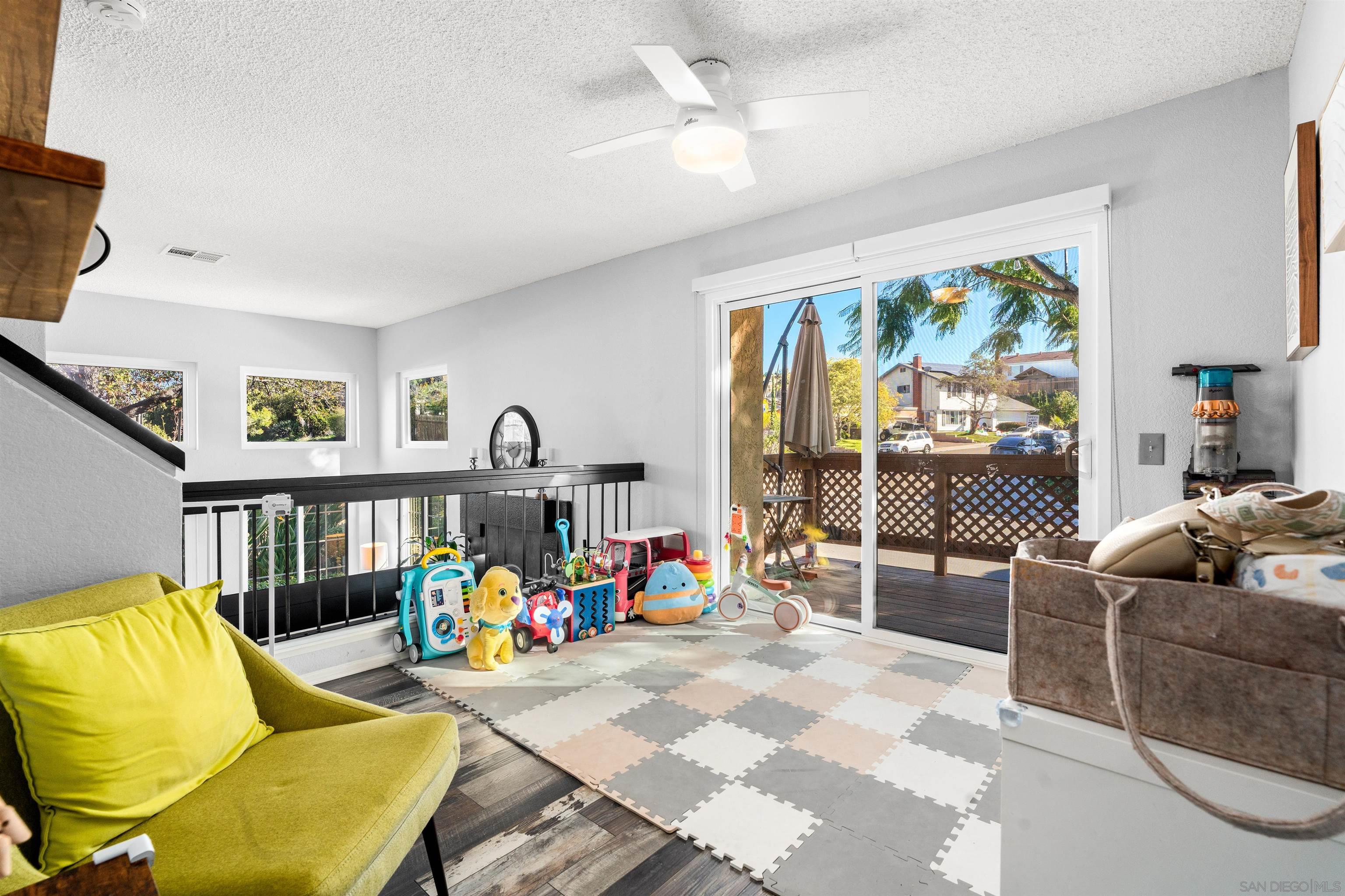 Detail Gallery Image 20 of 51 For 8896  Highwood Dr  #C,  San Diego,  CA 92119 - 3 Beds | 2/1 Baths