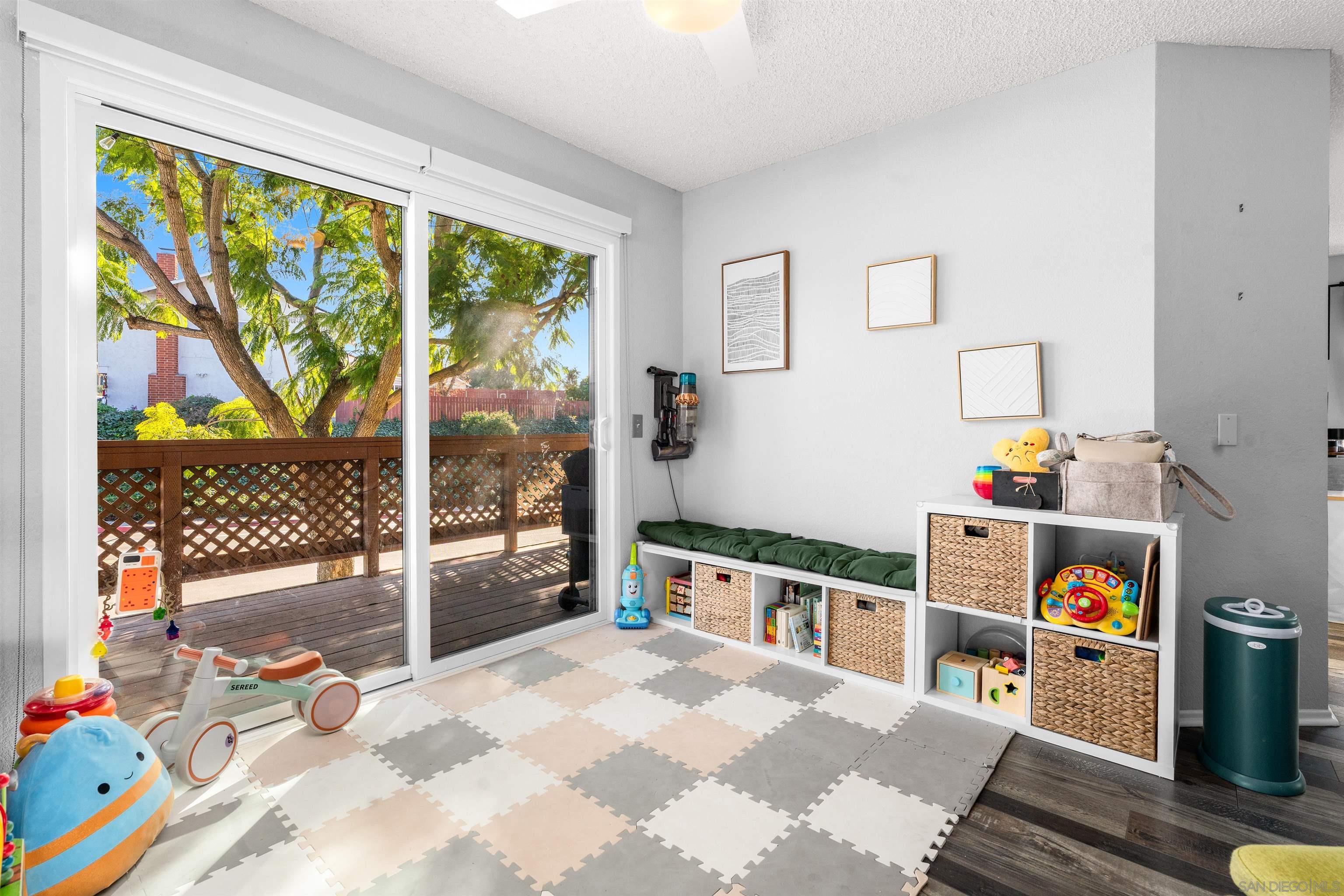 Detail Gallery Image 21 of 51 For 8896  Highwood Dr  #C,  San Diego,  CA 92119 - 3 Beds | 2/1 Baths