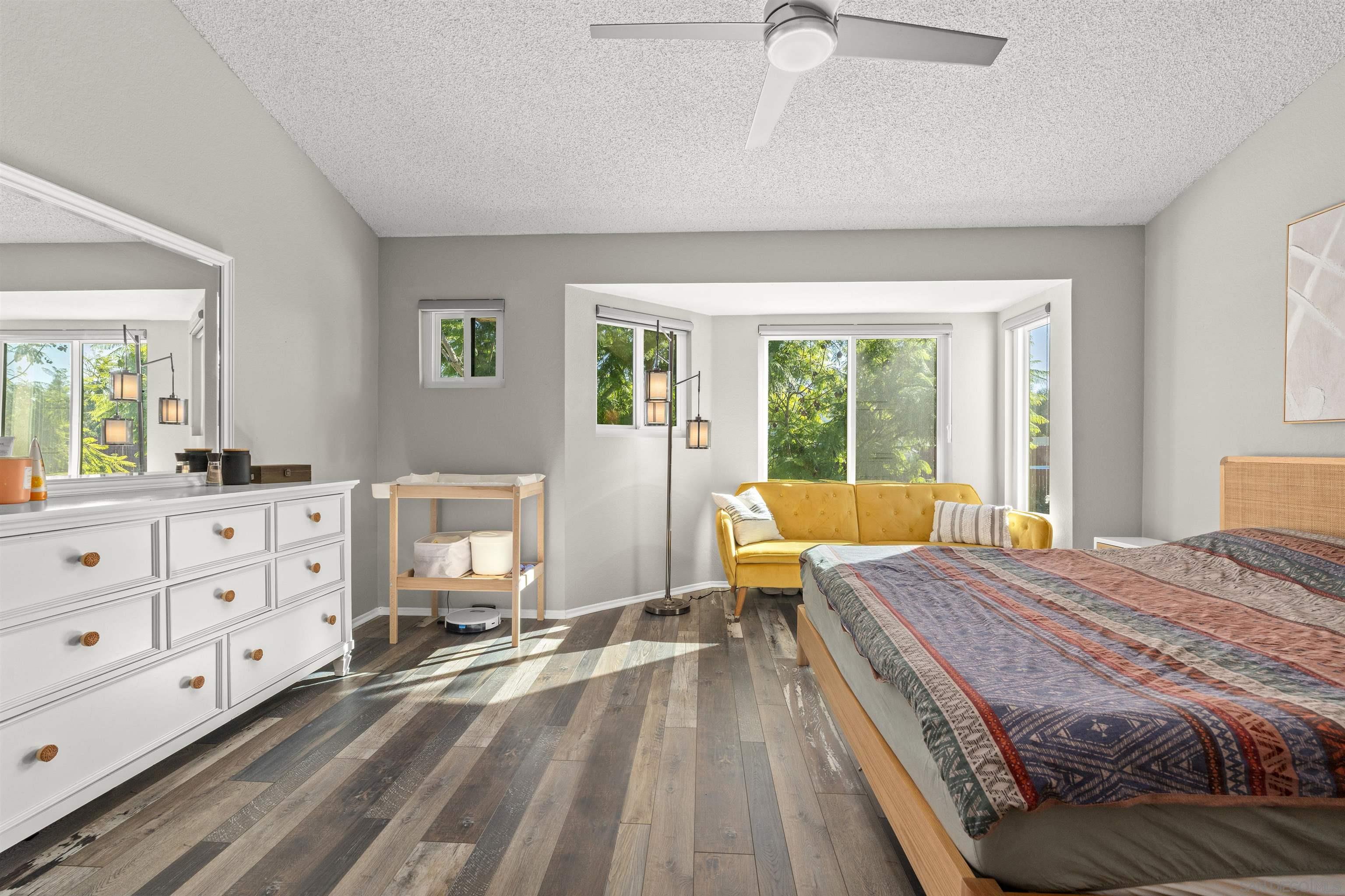 Detail Gallery Image 25 of 51 For 8896  Highwood Dr  #C,  San Diego,  CA 92119 - 3 Beds | 2/1 Baths