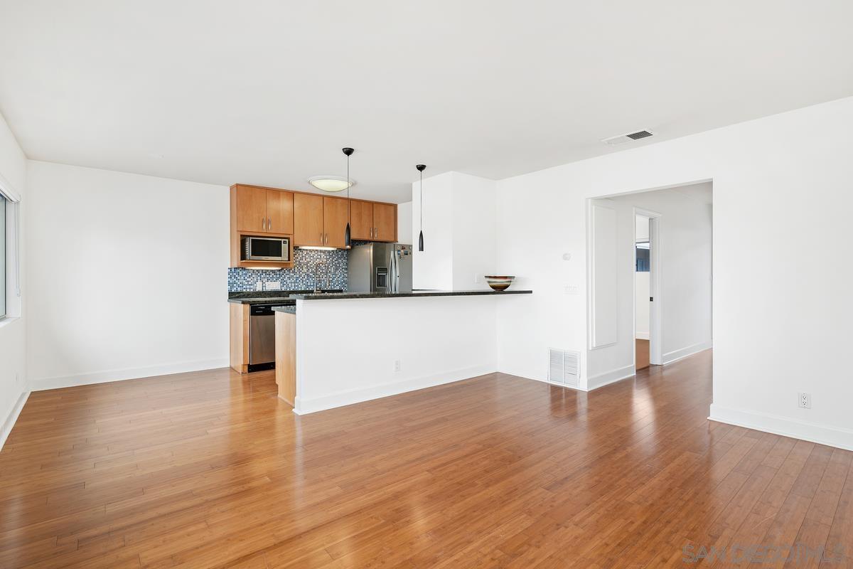 Detail Gallery Image 5 of 14 For 3907  Georgia Street  #21,  San Diego,  CA 92103 - 1 Beds | 1 Baths