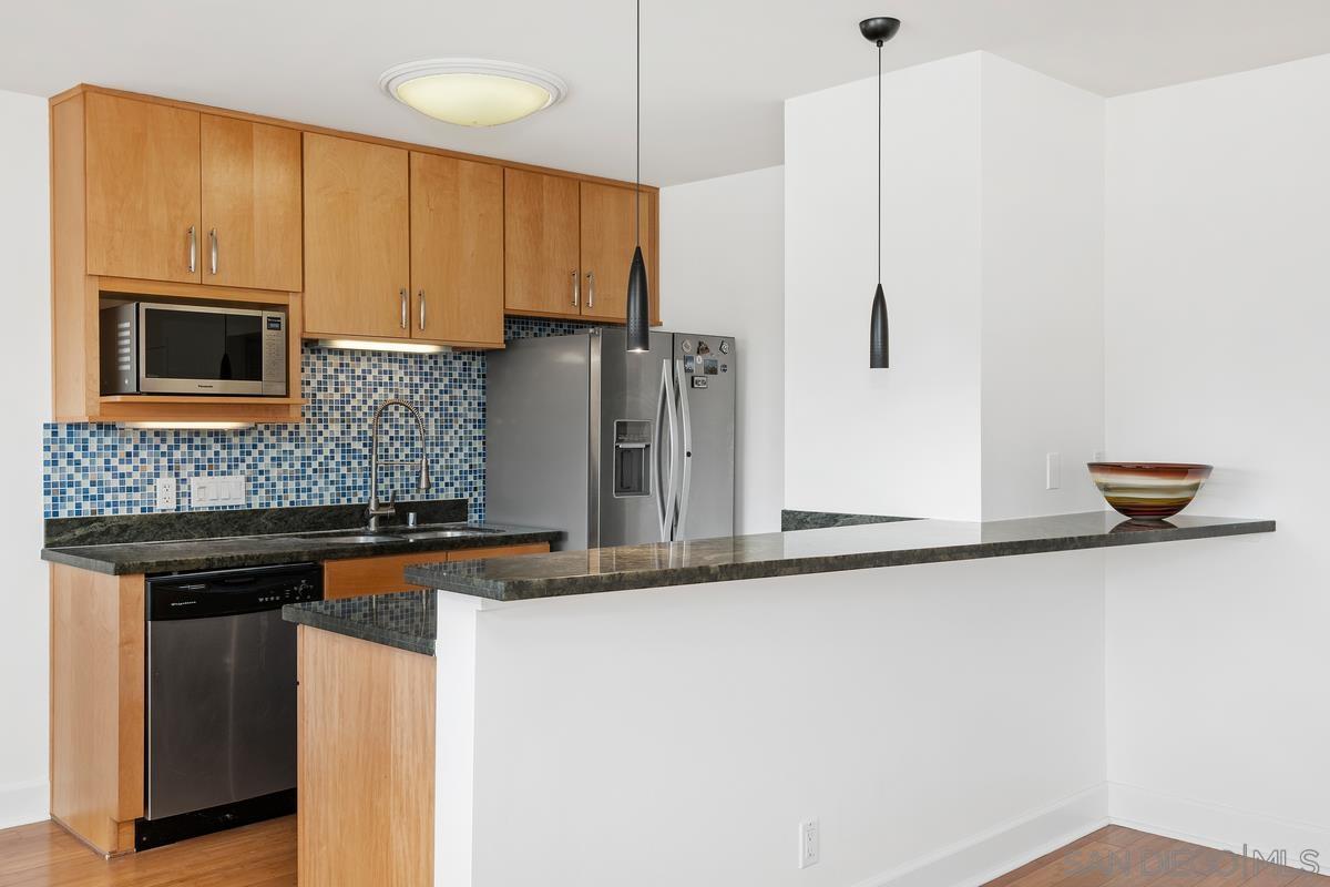 Detail Gallery Image 6 of 14 For 3907  Georgia Street  #21,  San Diego,  CA 92103 - 1 Beds | 1 Baths