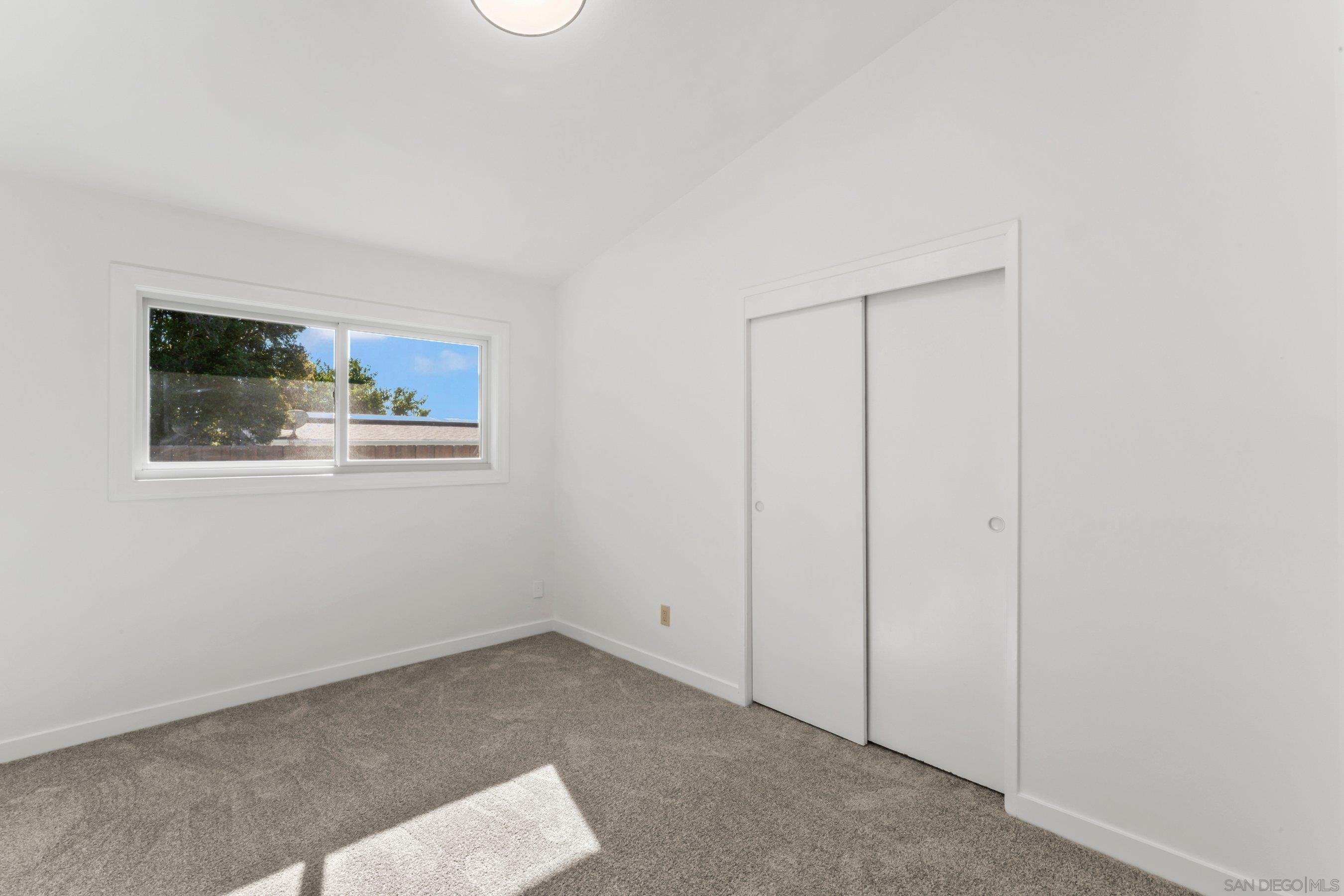 Detail Gallery Image 15 of 19 For 2663  Tonto Way, San Diego,  CA 92117 - 5 Beds | 2 Baths