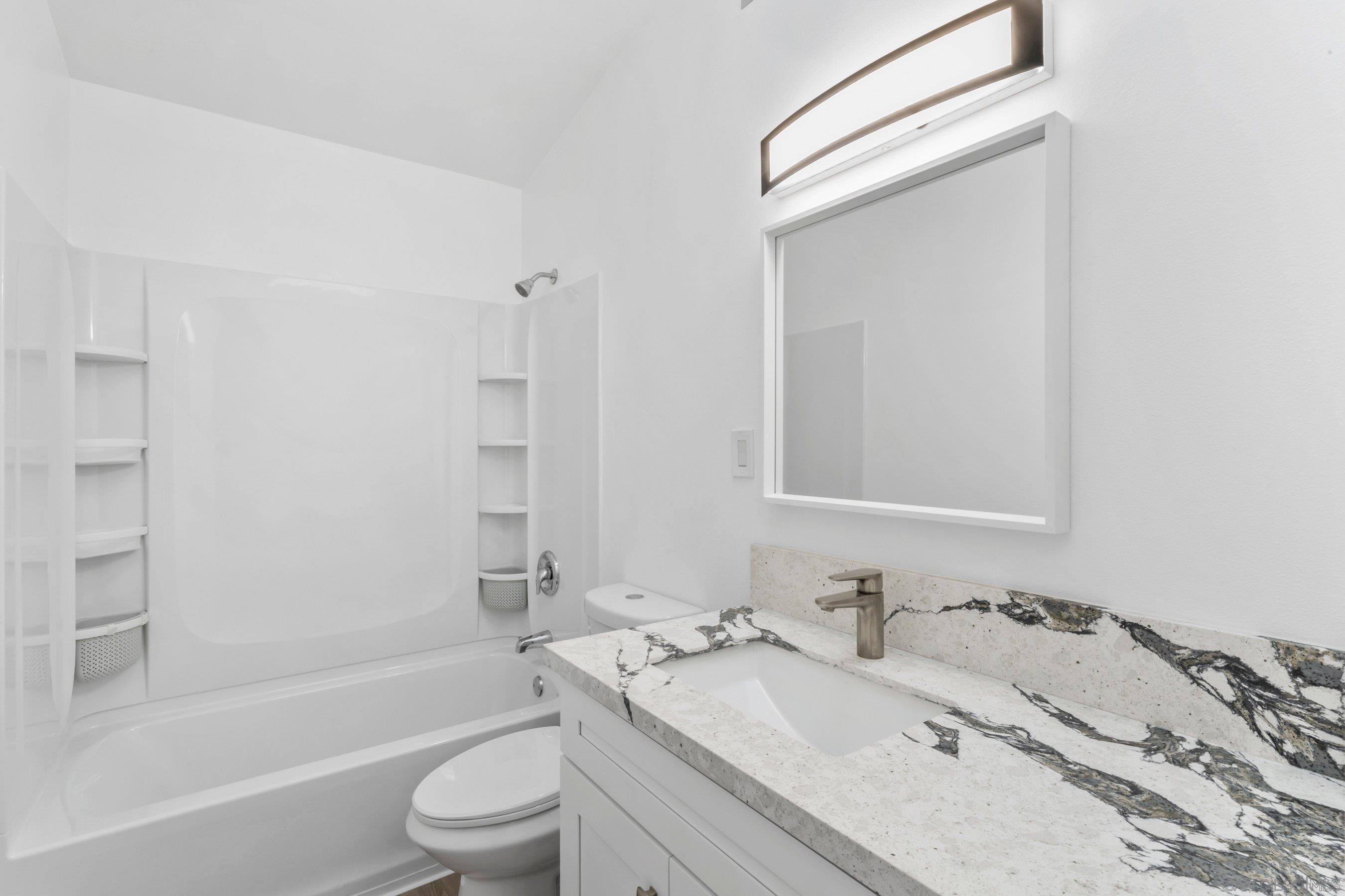 Detail Gallery Image 9 of 19 For 2663  Tonto Way, San Diego,  CA 92117 - 5 Beds | 2 Baths