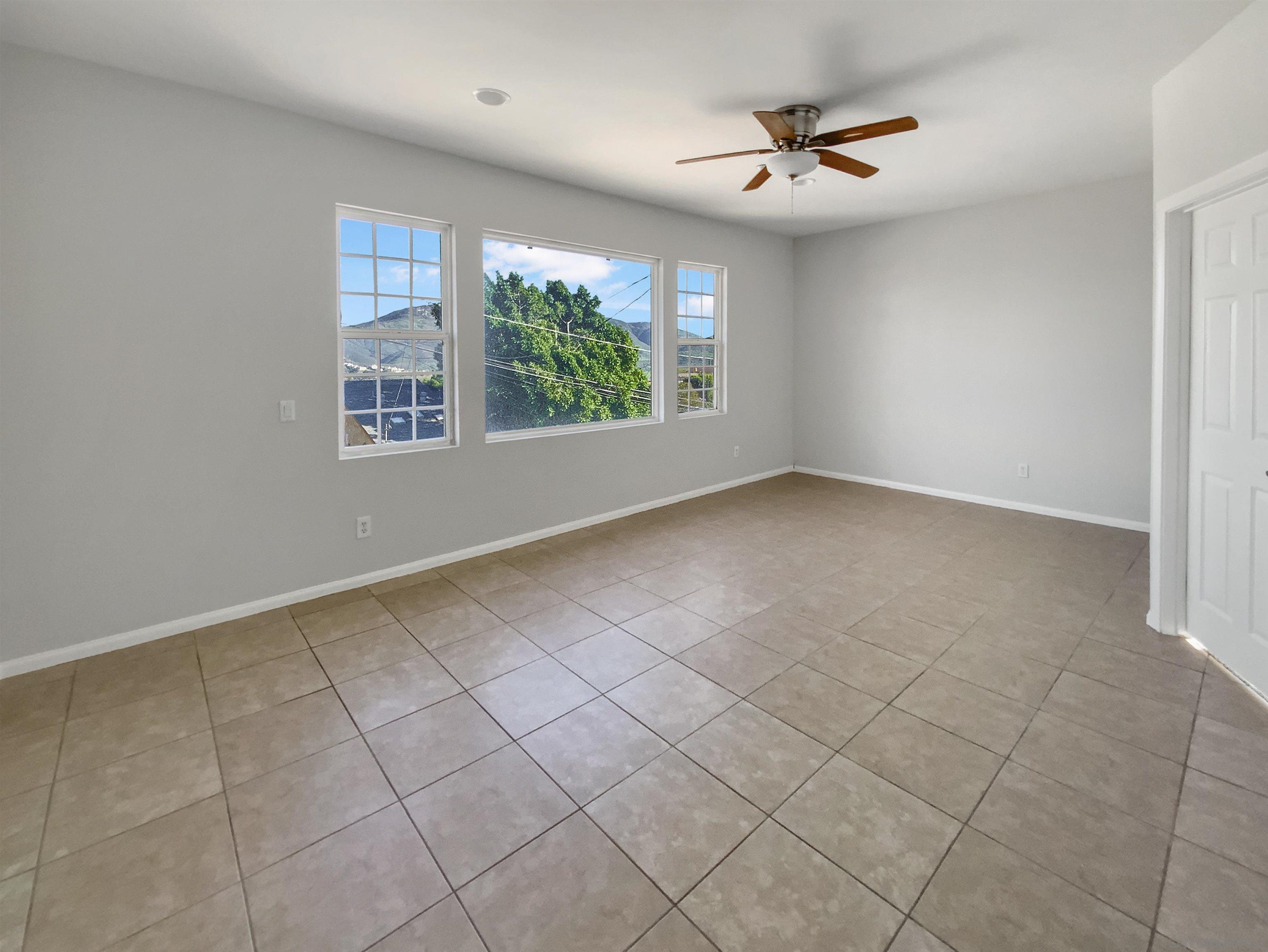 Detail Gallery Image 13 of 27 For 1504  San Bernardino Ave, Spring Valley,  CA 91977 - 4 Beds | 3 Baths