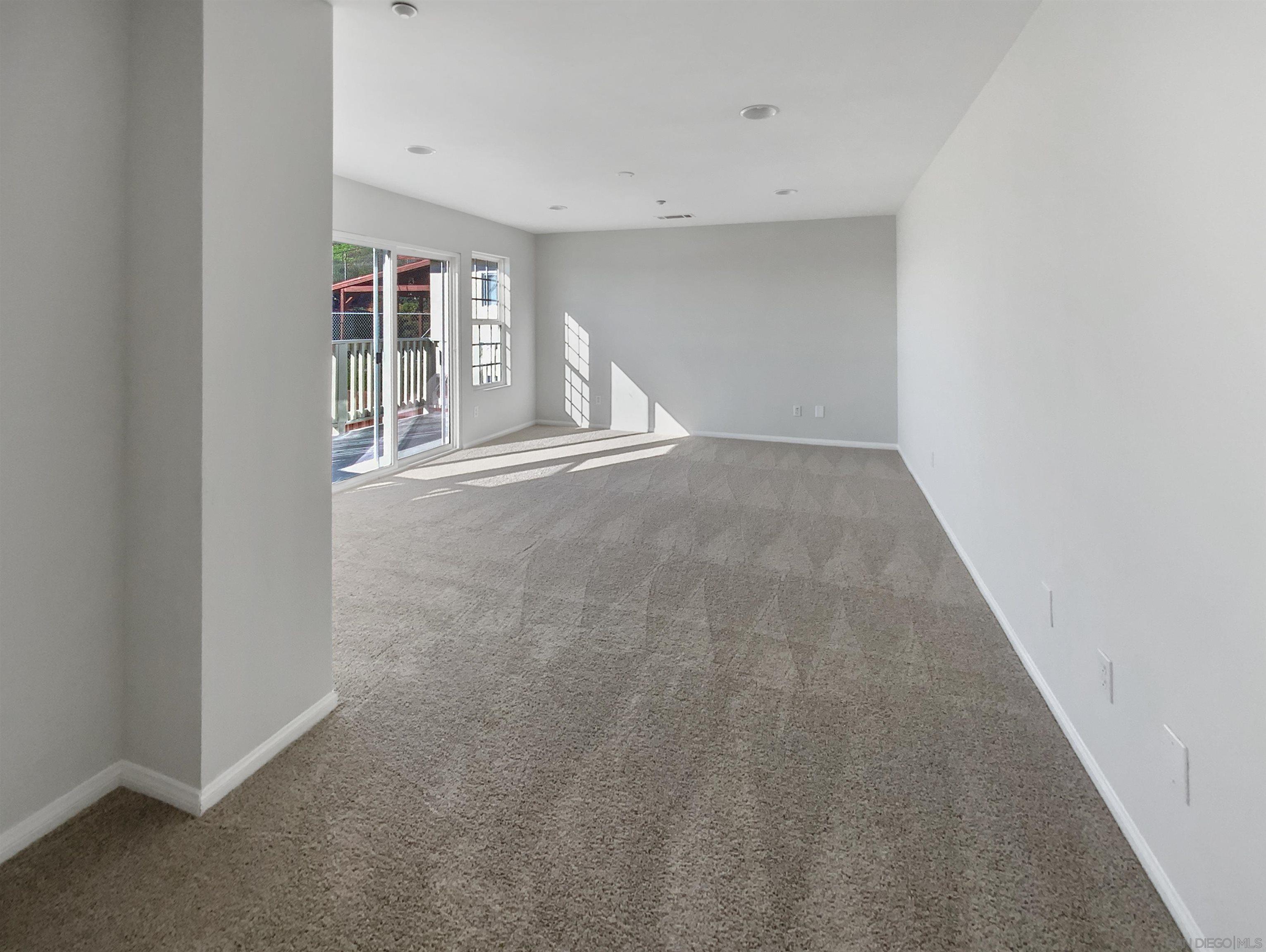 Detail Gallery Image 16 of 27 For 1504  San Bernardino Ave, Spring Valley,  CA 91977 - 4 Beds | 3 Baths