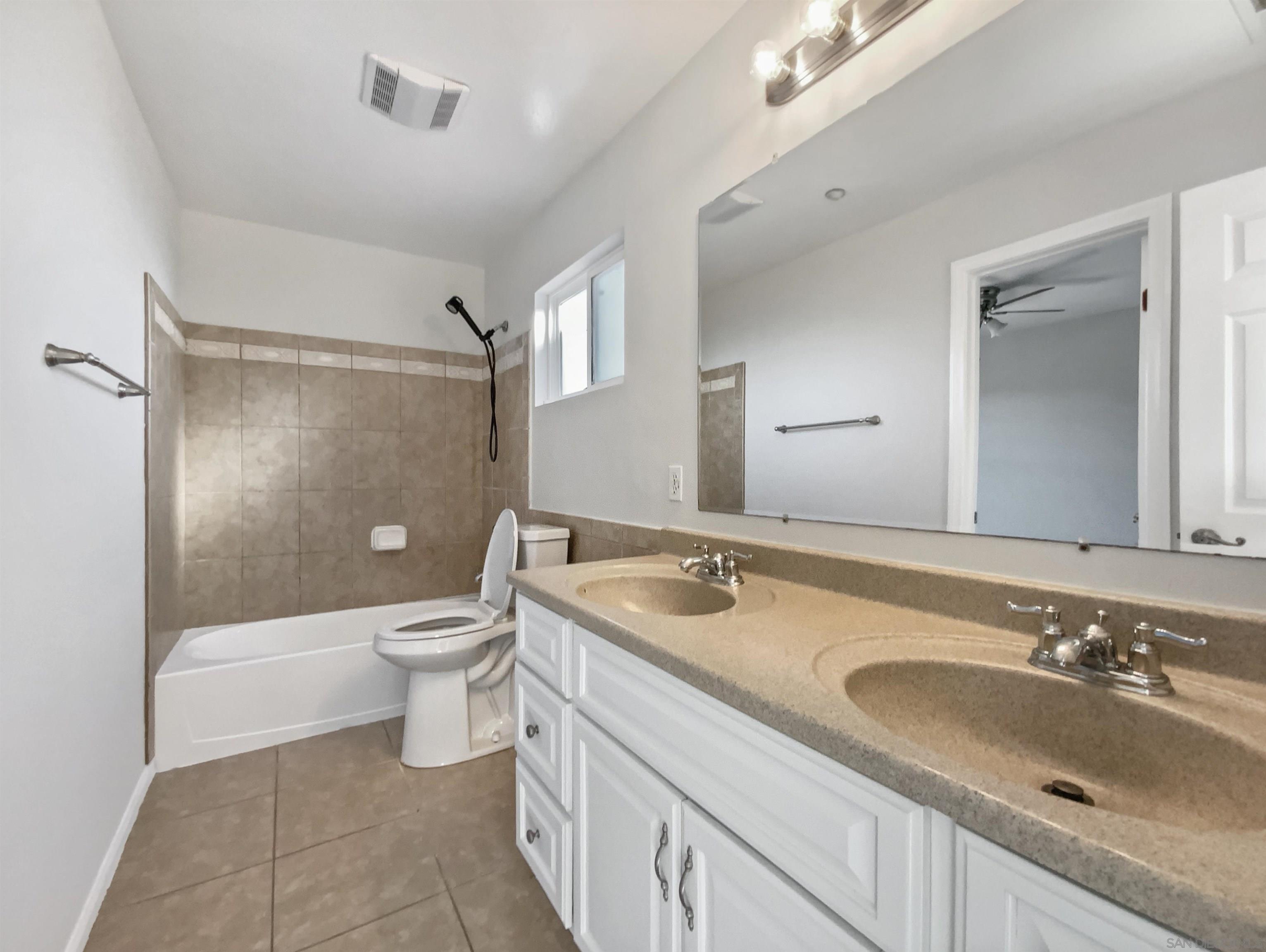 Detail Gallery Image 23 of 27 For 1504  San Bernardino Ave, Spring Valley,  CA 91977 - 4 Beds | 3 Baths