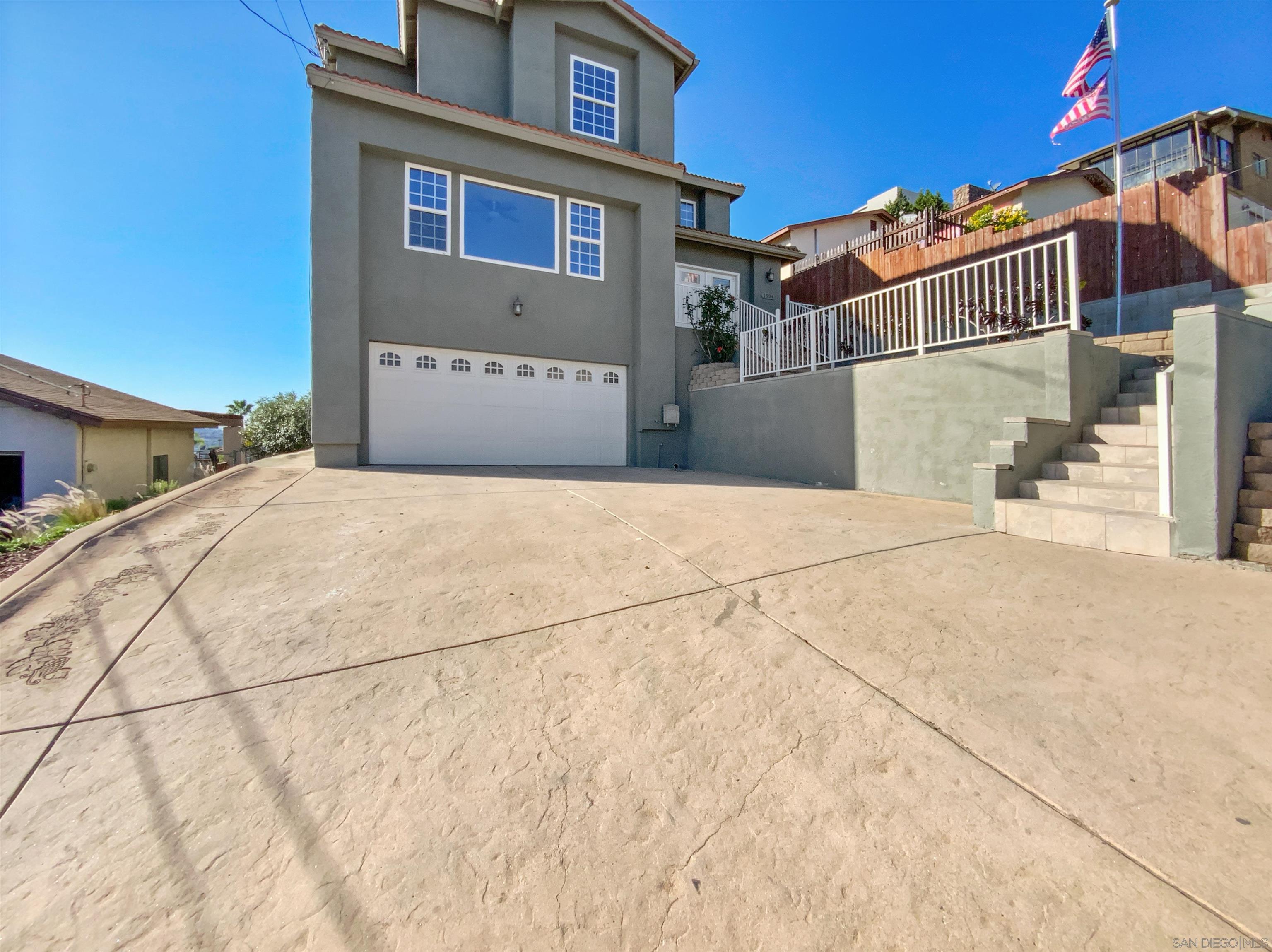 Detail Gallery Image 7 of 27 For 1504  San Bernardino Ave, Spring Valley,  CA 91977 - 4 Beds | 3 Baths