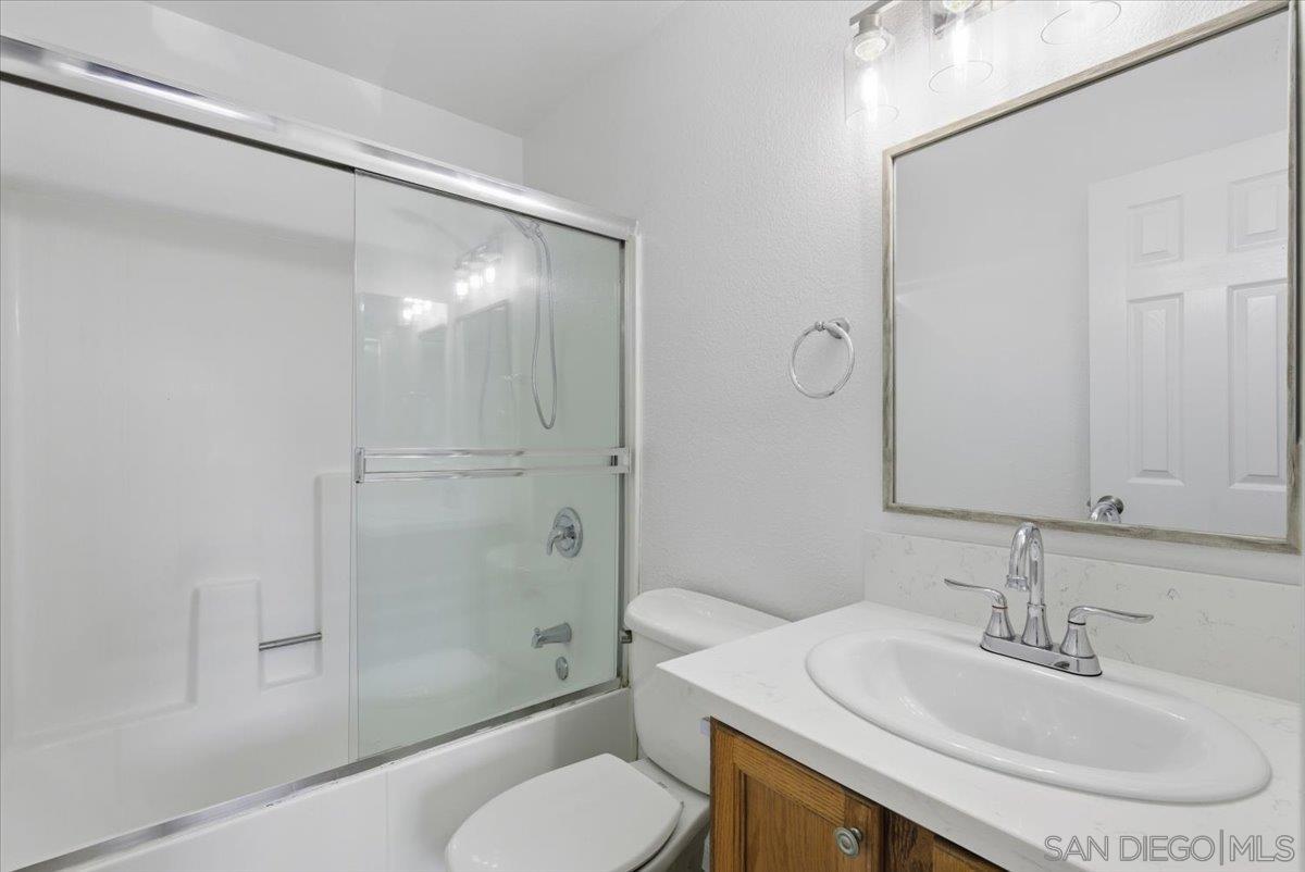 Detail Gallery Image 11 of 26 For 3846  38th St  #5,  San Diego,  CA 92105 - 2 Beds | 2 Baths