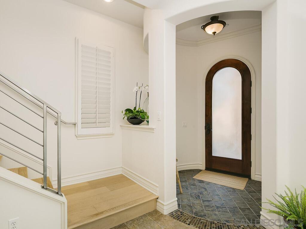 Detail Gallery Image 5 of 51 For 409  N Cedros Ave, Solana Beach,  CA 92075 - 5 Beds | 4 Baths