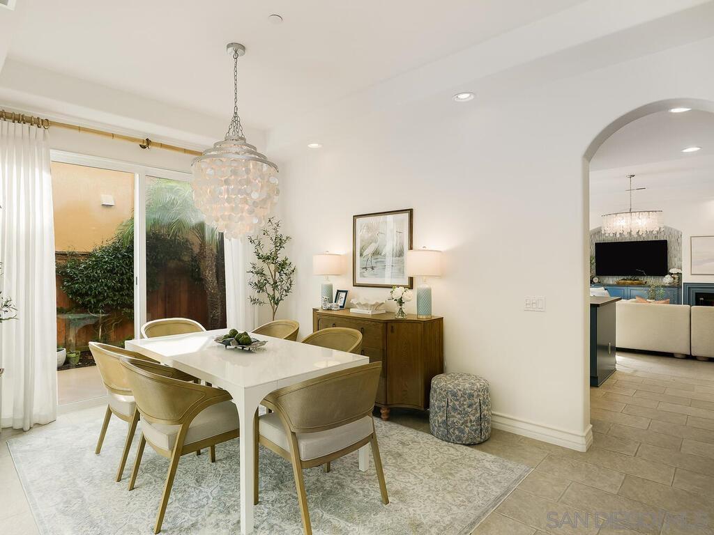 Detail Gallery Image 7 of 51 For 409  N Cedros Ave, Solana Beach,  CA 92075 - 5 Beds | 4 Baths