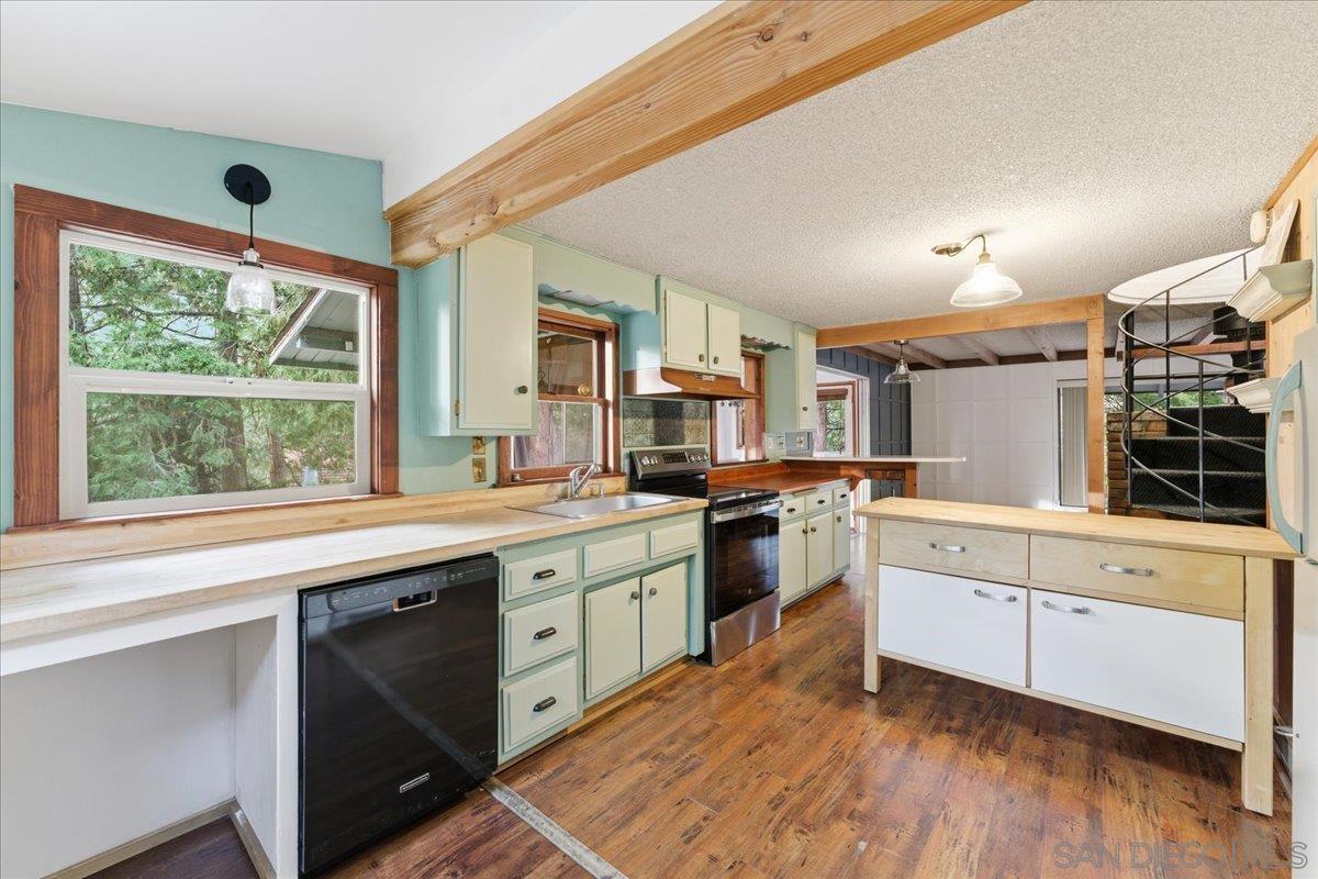 Detail Gallery Image 11 of 42 For 25290  Nestwa Trails, Idyllwild,  CA 92549 - 2 Beds | 1/1 Baths