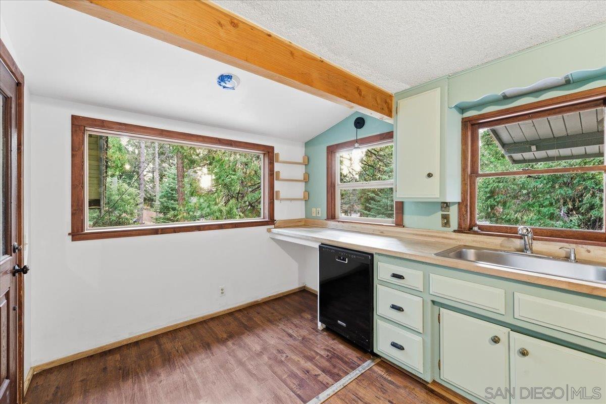 Detail Gallery Image 10 of 42 For 25290  Nestwa Trails, Idyllwild,  CA 92549 - 2 Beds | 1/1 Baths