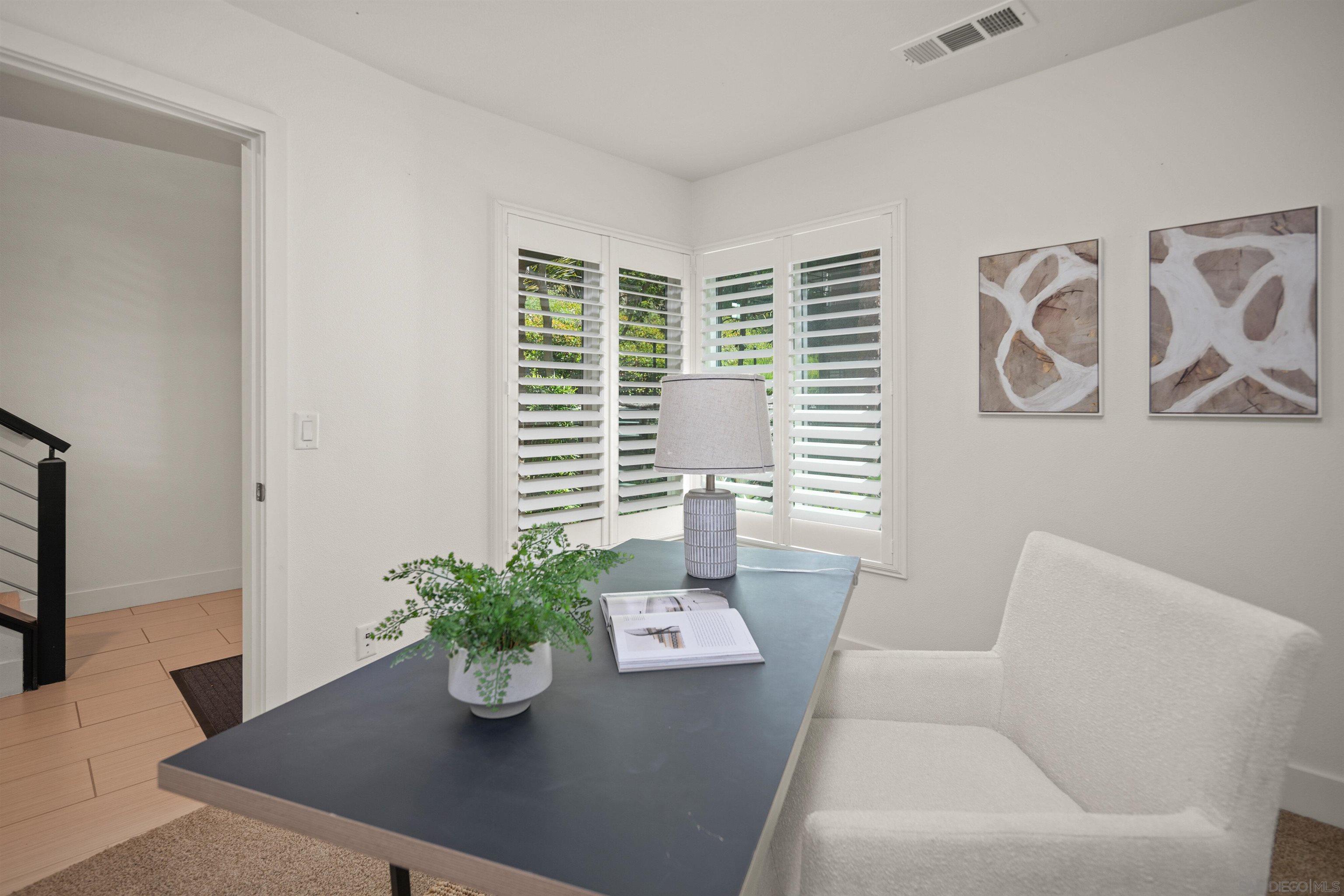 Detail Gallery Image 6 of 41 For 7830  Inception Way, San Diego,  CA 92108 - 3 Beds | 3/1 Baths