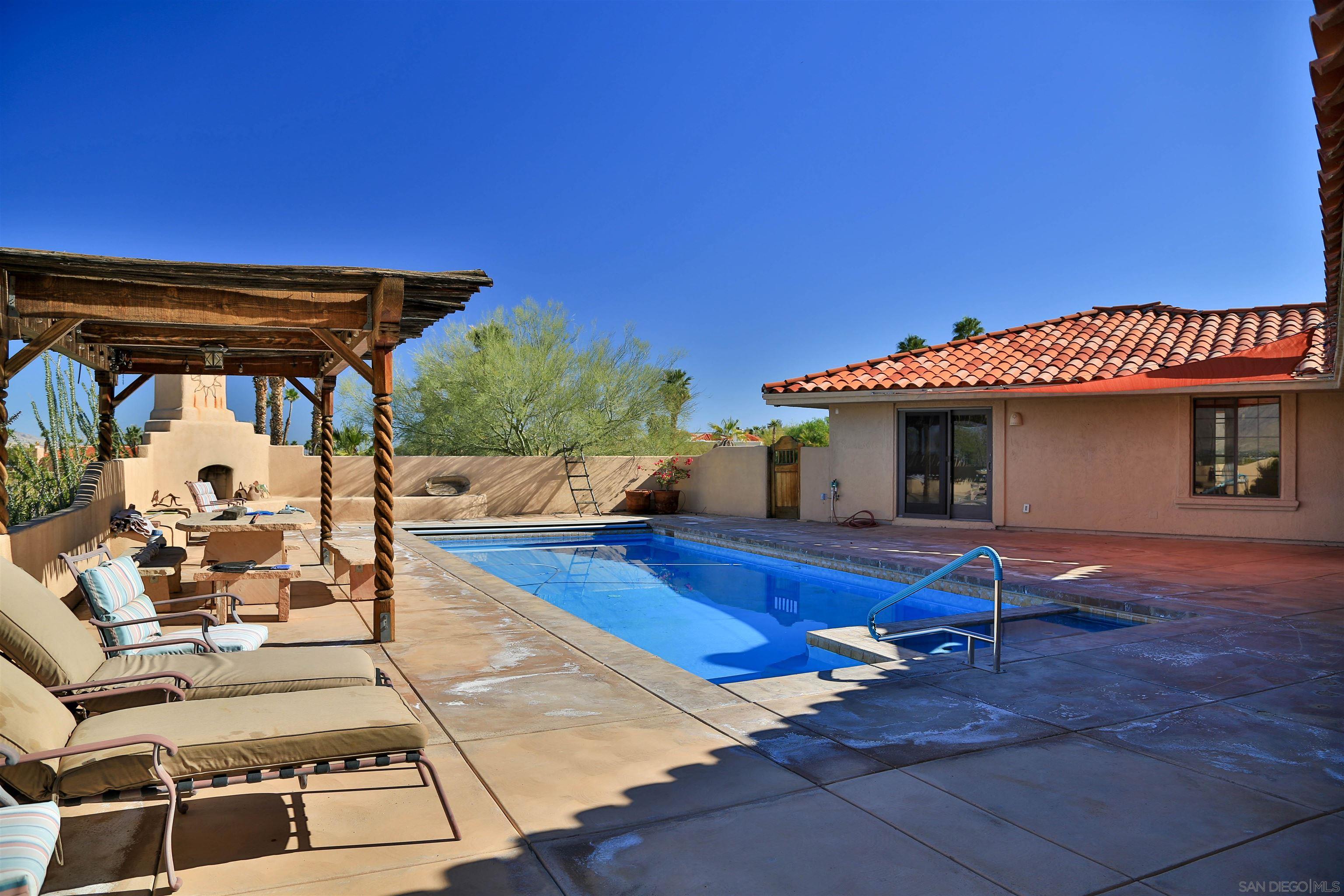 Detail Gallery Image 32 of 42 For 1804  Chuparosa Lane, Borrego Springs,  CA 92004 - 4 Beds | 4 Baths