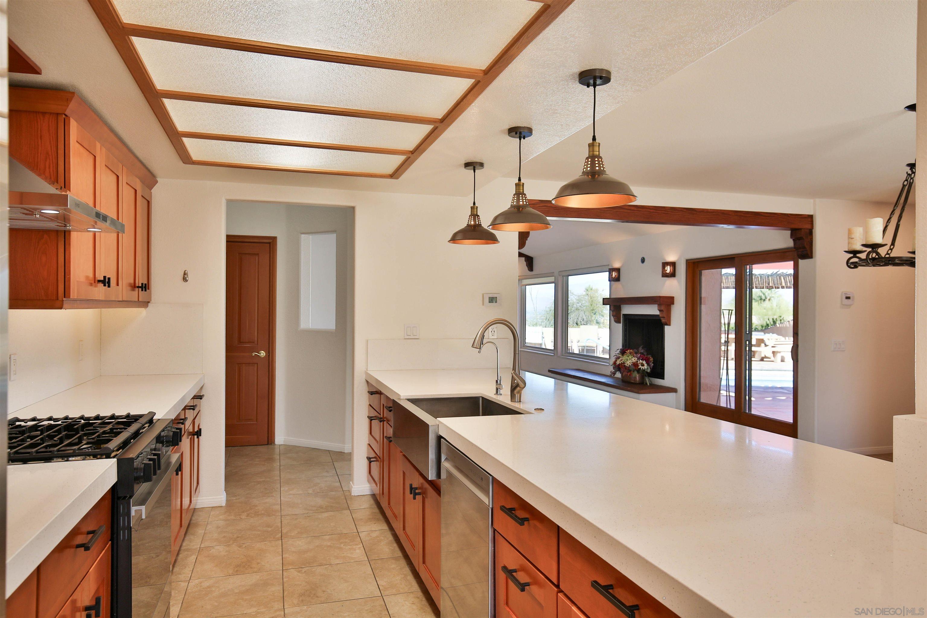 Detail Gallery Image 7 of 42 For 1804  Chuparosa Lane, Borrego Springs,  CA 92004 - 4 Beds | 4 Baths