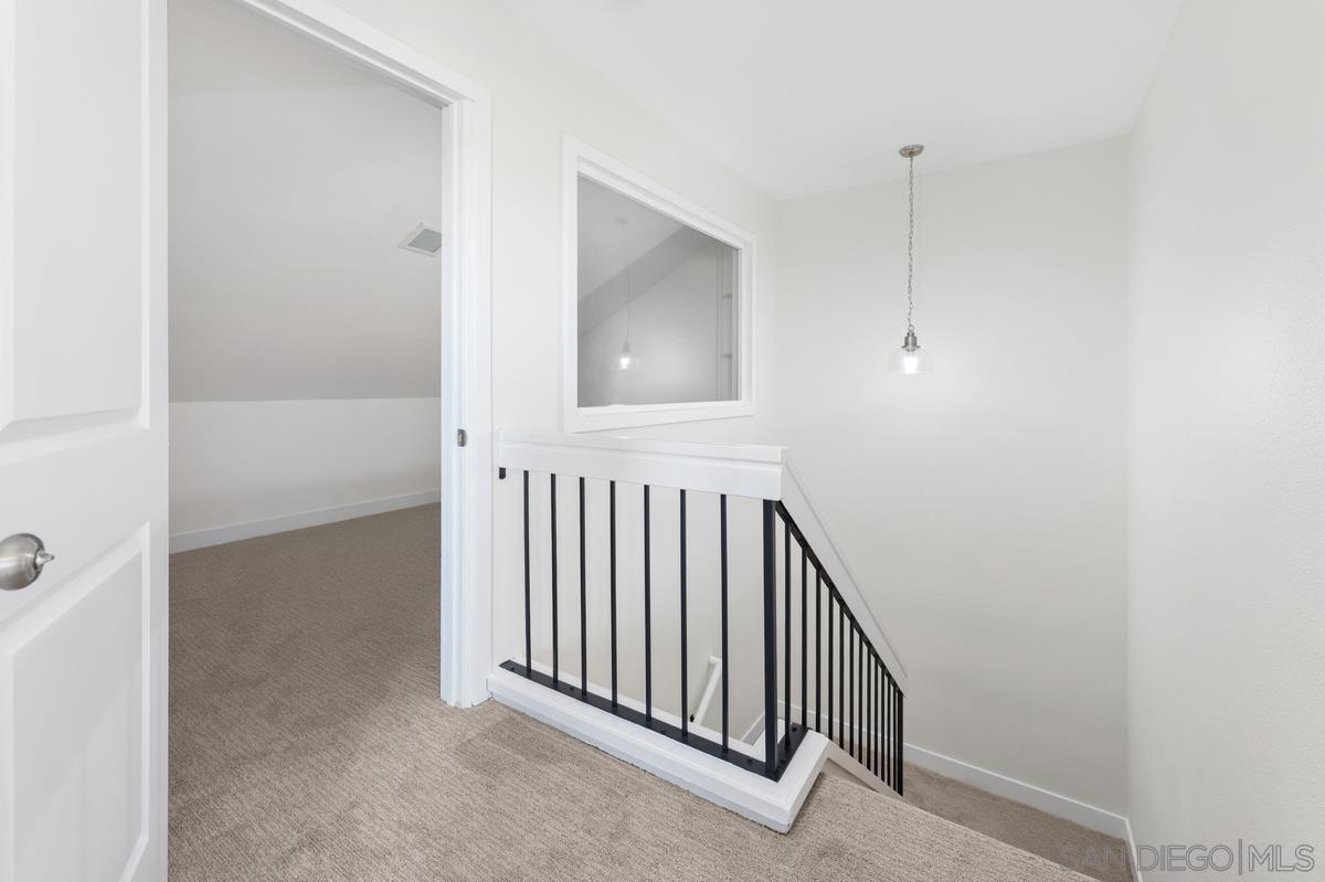 Detail Gallery Image 14 of 36 For 2066  Manzana Way, San Diego,  CA 92139 - 3 Beds | 2 Baths