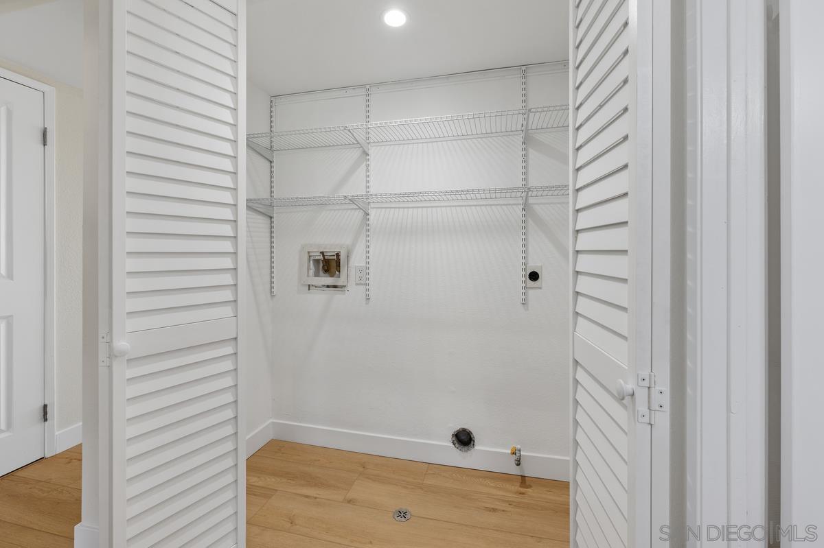 Detail Gallery Image 19 of 36 For 2066  Manzana Way, San Diego,  CA 92139 - 3 Beds | 2 Baths