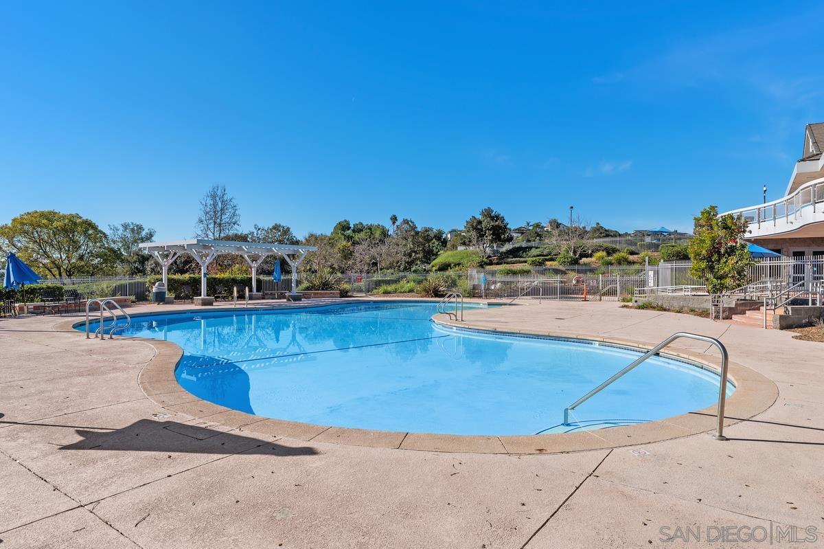 Detail Gallery Image 26 of 36 For 2066  Manzana Way, San Diego,  CA 92139 - 3 Beds | 2 Baths