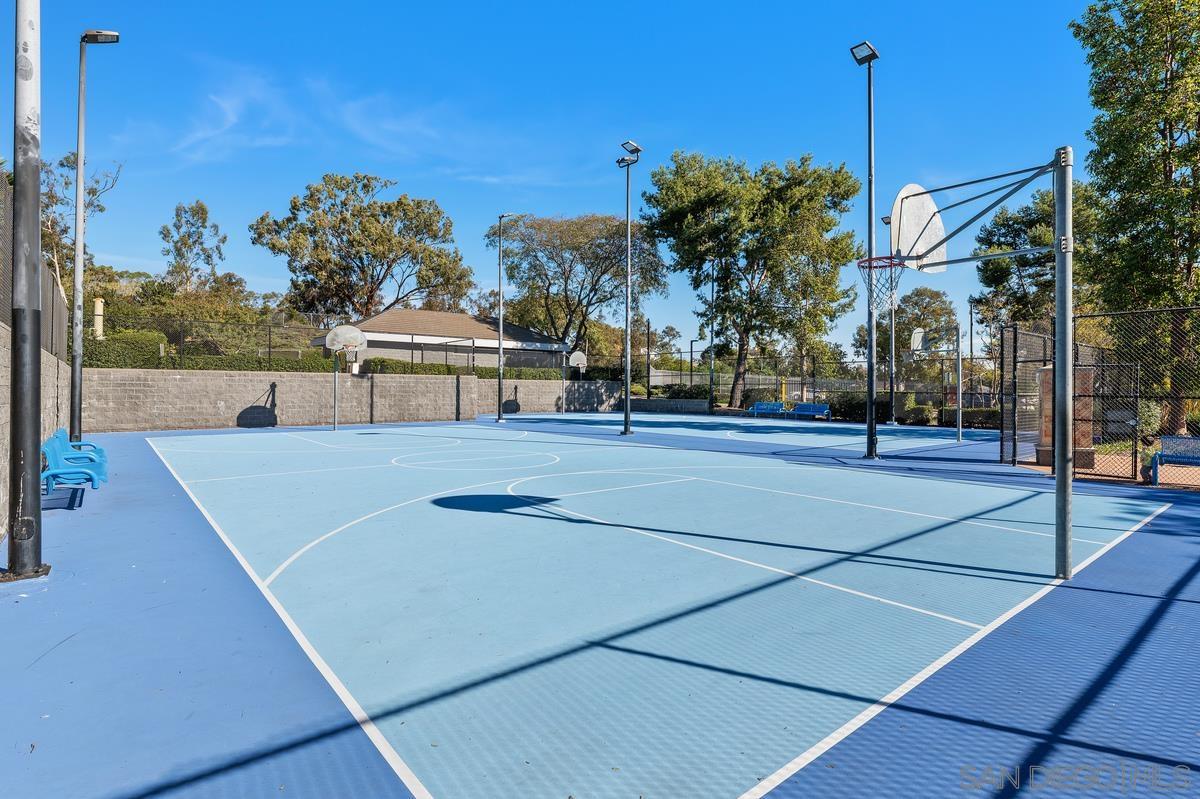 Detail Gallery Image 33 of 36 For 2066  Manzana Way, San Diego,  CA 92139 - 3 Beds | 2 Baths