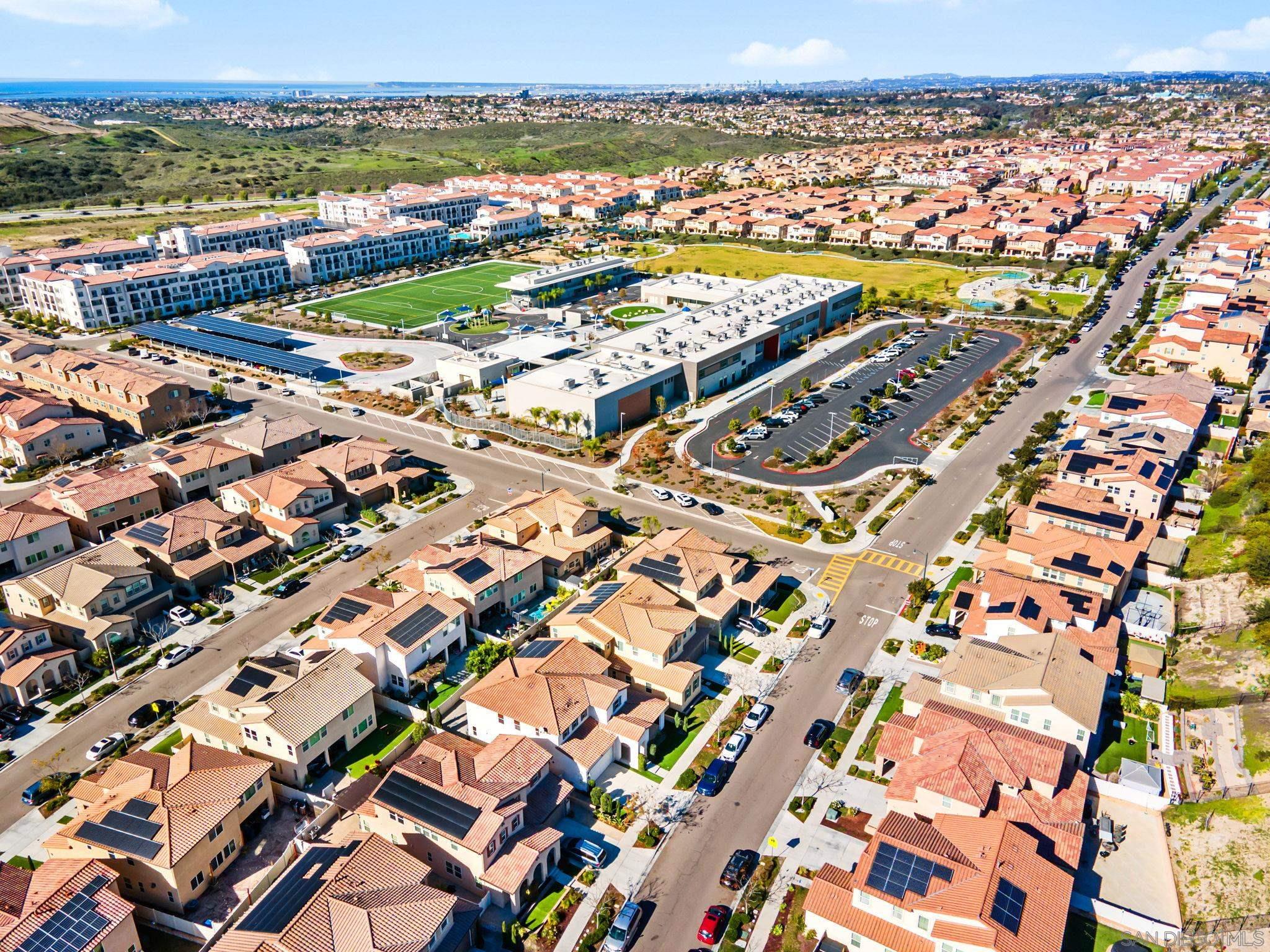 Detail Gallery Image 23 of 36 For 1818  Santa Christina Ave, Chula Vista,  CA 91913 - 4 Beds | 3/1 Baths