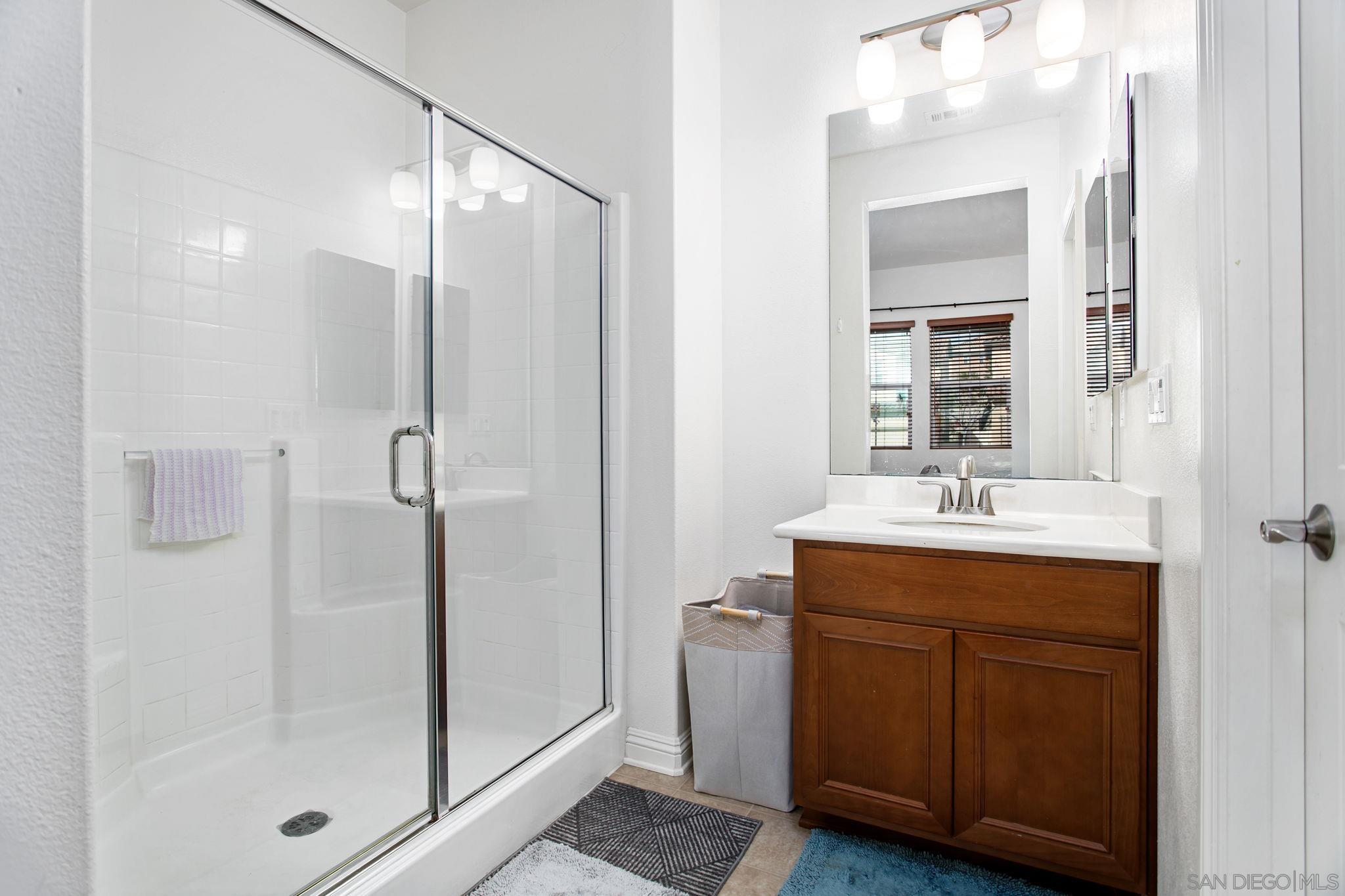 Detail Gallery Image 9 of 36 For 1818  Santa Christina Ave, Chula Vista,  CA 91913 - 4 Beds | 3/1 Baths