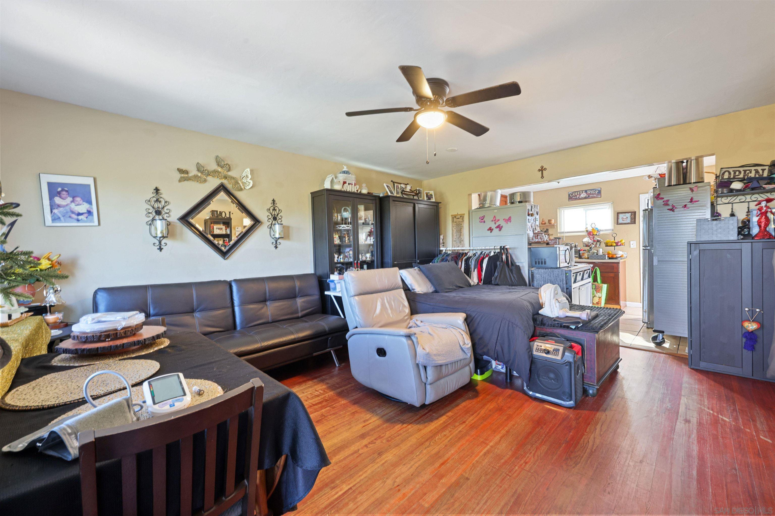 Detail Gallery Image 11 of 18 For 853 S 32nd St, San Diego,  CA 92113 - – Beds | – Baths