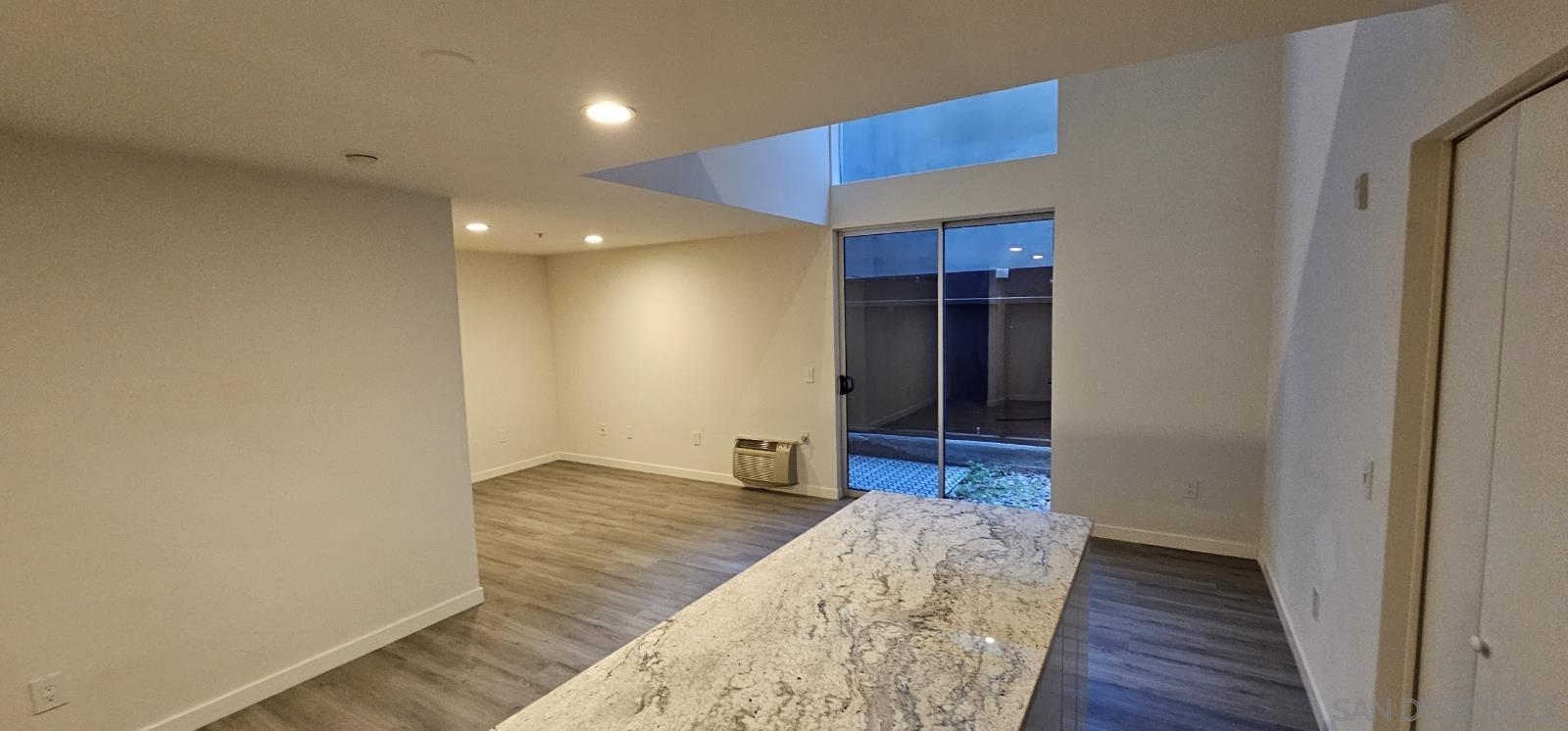 Detail Gallery Image 16 of 20 For 1944  State St  1, San Diego,  CA 92101 - 2 Beds | 1 Baths