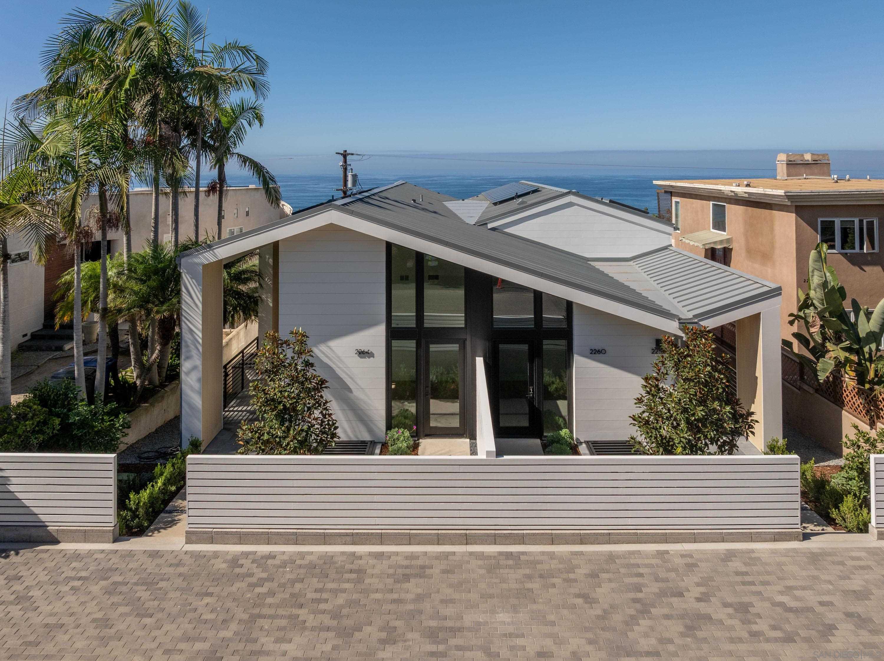 Detail Gallery Image 26 of 29 For 2258  Cambridge Ave, Cardiff By The Sea,  CA 92007 - 4 Beds | 3/2 Baths