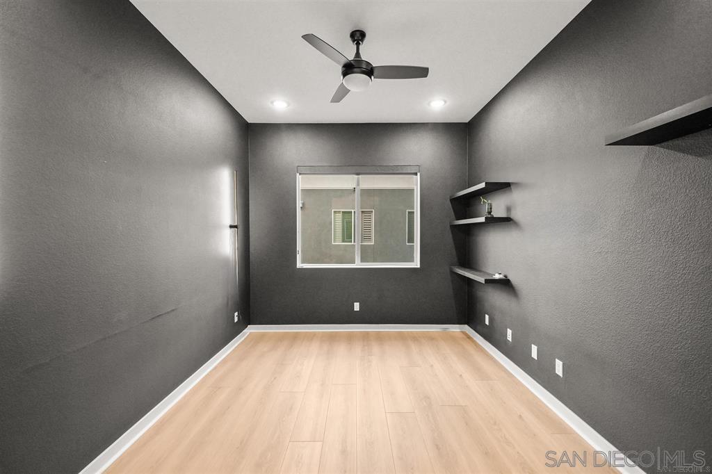 Detail Gallery Image 11 of 38 For 3001  Bravo Loop  #2,  Chula Vista,  CA 91915 - 3 Beds | 2 Baths