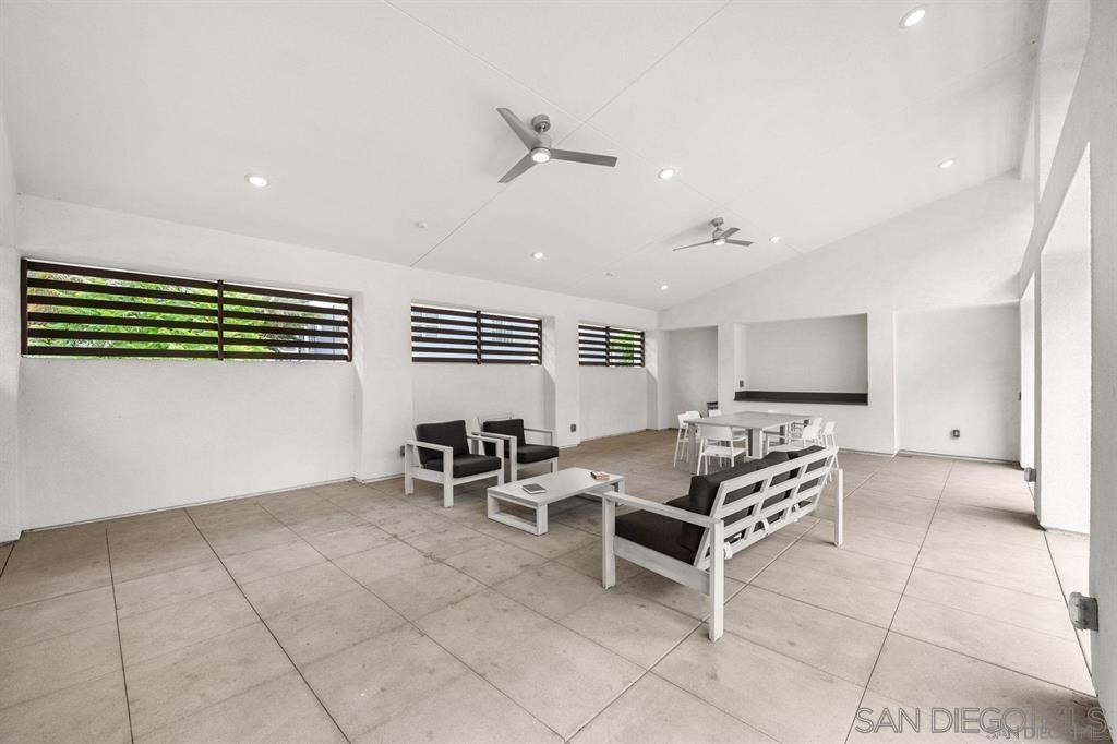 Detail Gallery Image 26 of 38 For 3001  Bravo Loop  #2,  Chula Vista,  CA 91915 - 3 Beds | 2 Baths