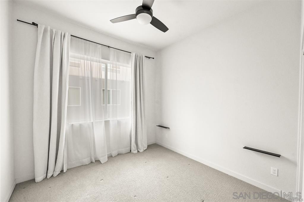 Detail Gallery Image 6 of 38 For 3001  Bravo Loop  #2,  Chula Vista,  CA 91915 - 3 Beds | 2 Baths