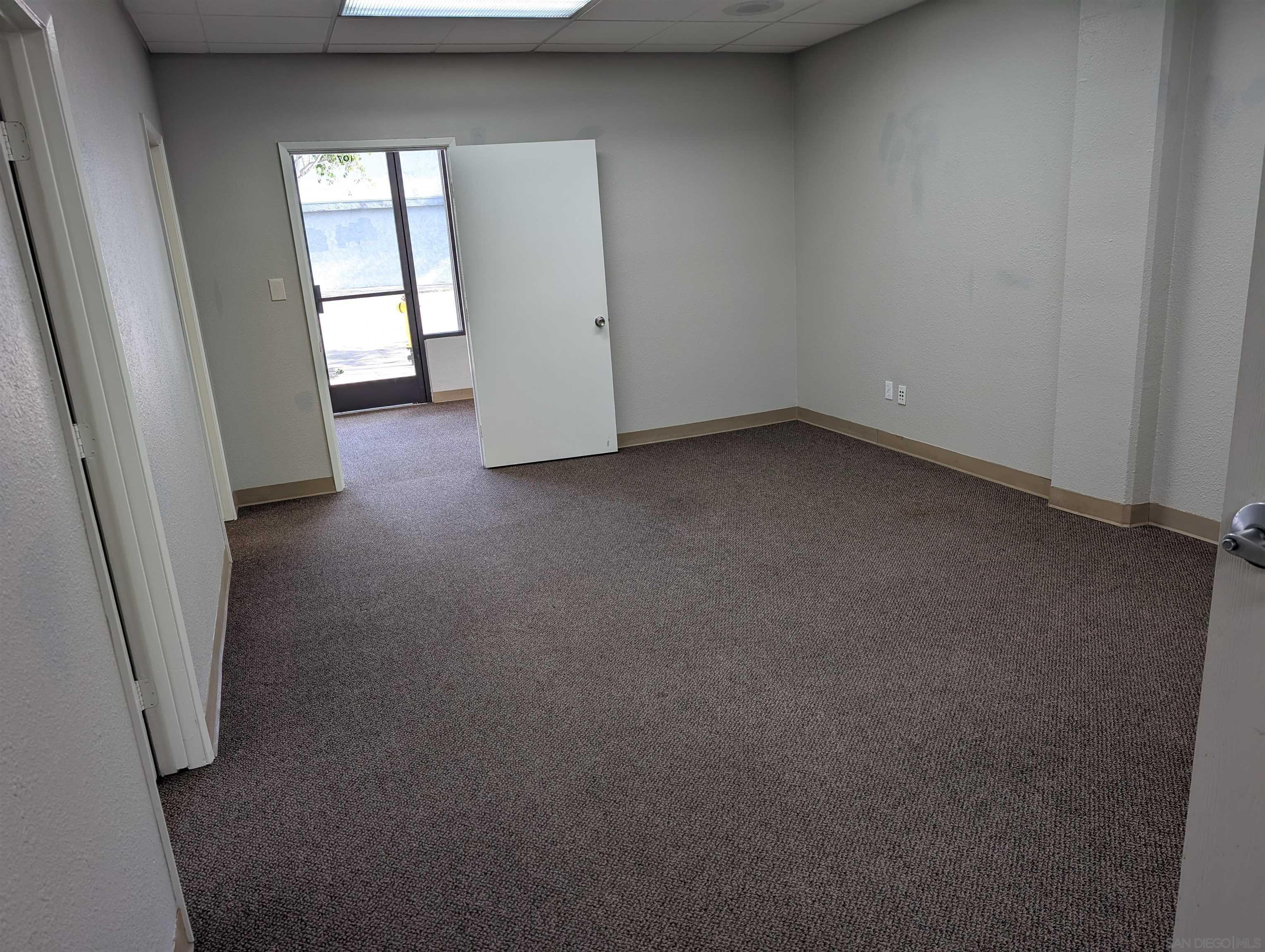 Detail Gallery Image 13 of 14 For 2828  University Avenue, San Diego,  CA 92104 - – Beds | – Baths