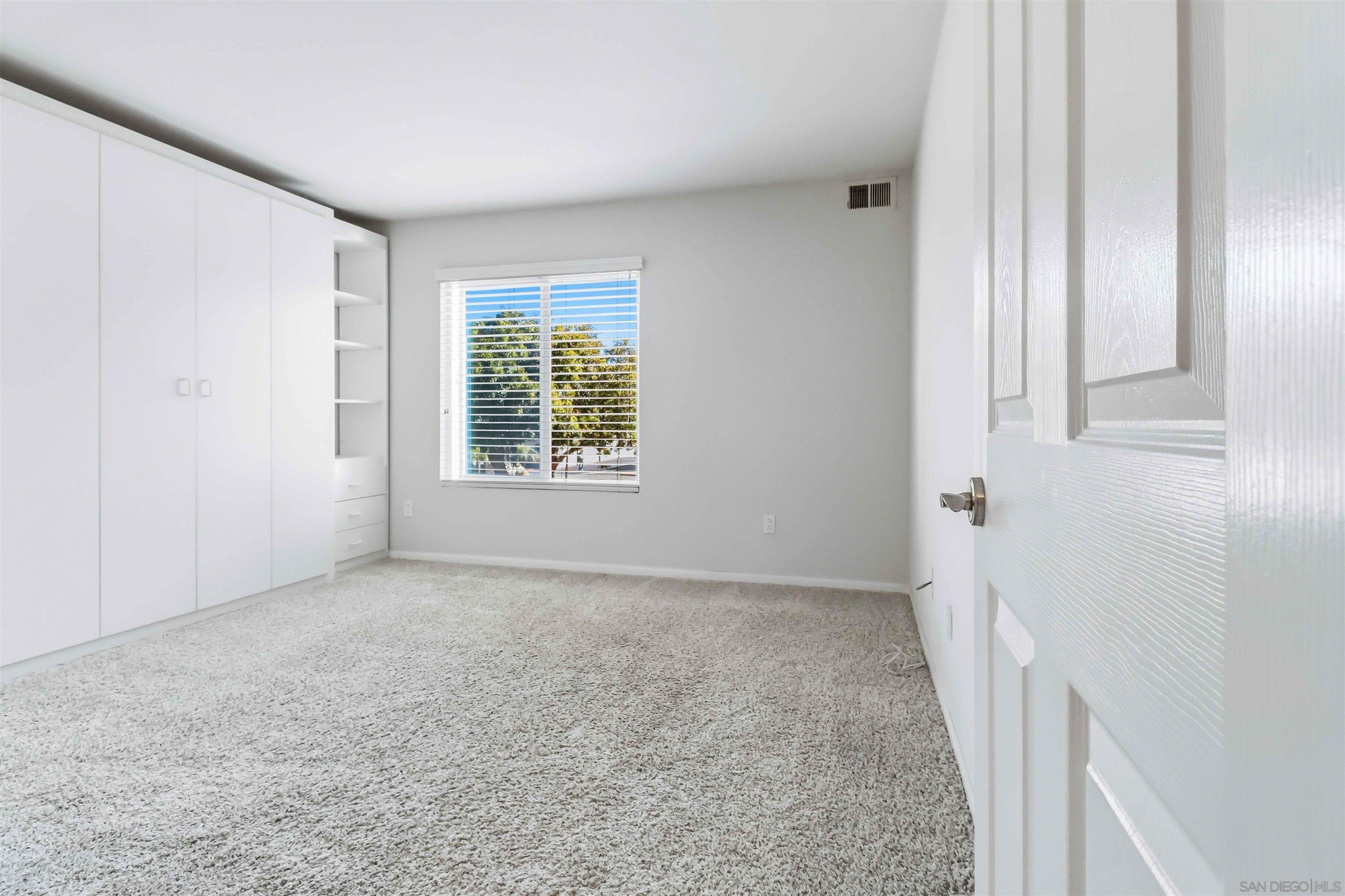 Detail Gallery Image 13 of 34 For 7160  Shoreline  4211, San Diego,  CA 92121 - 2 Beds | 2 Baths