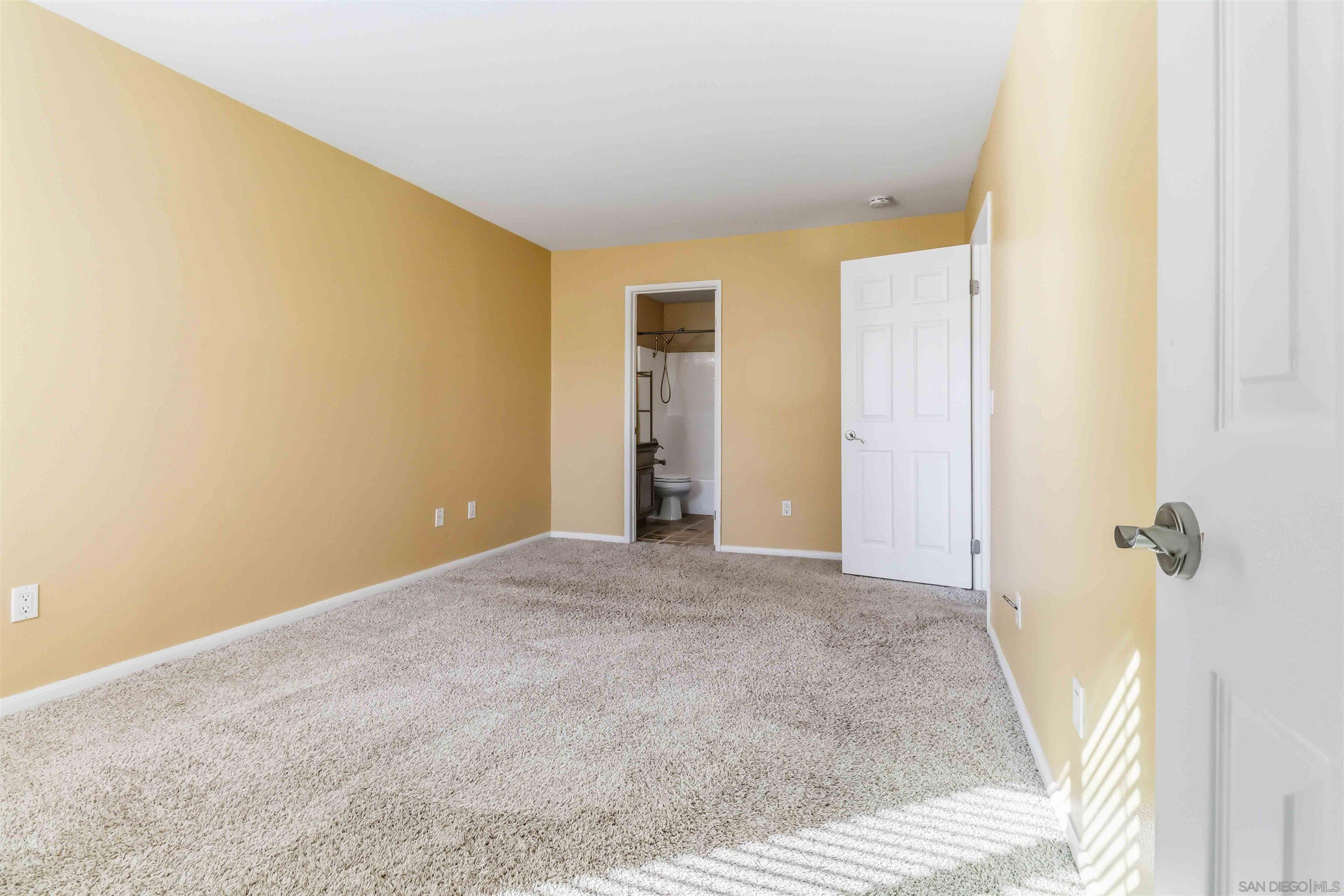 Detail Gallery Image 24 of 34 For 7160  Shoreline  4211, San Diego,  CA 92121 - 2 Beds | 2 Baths