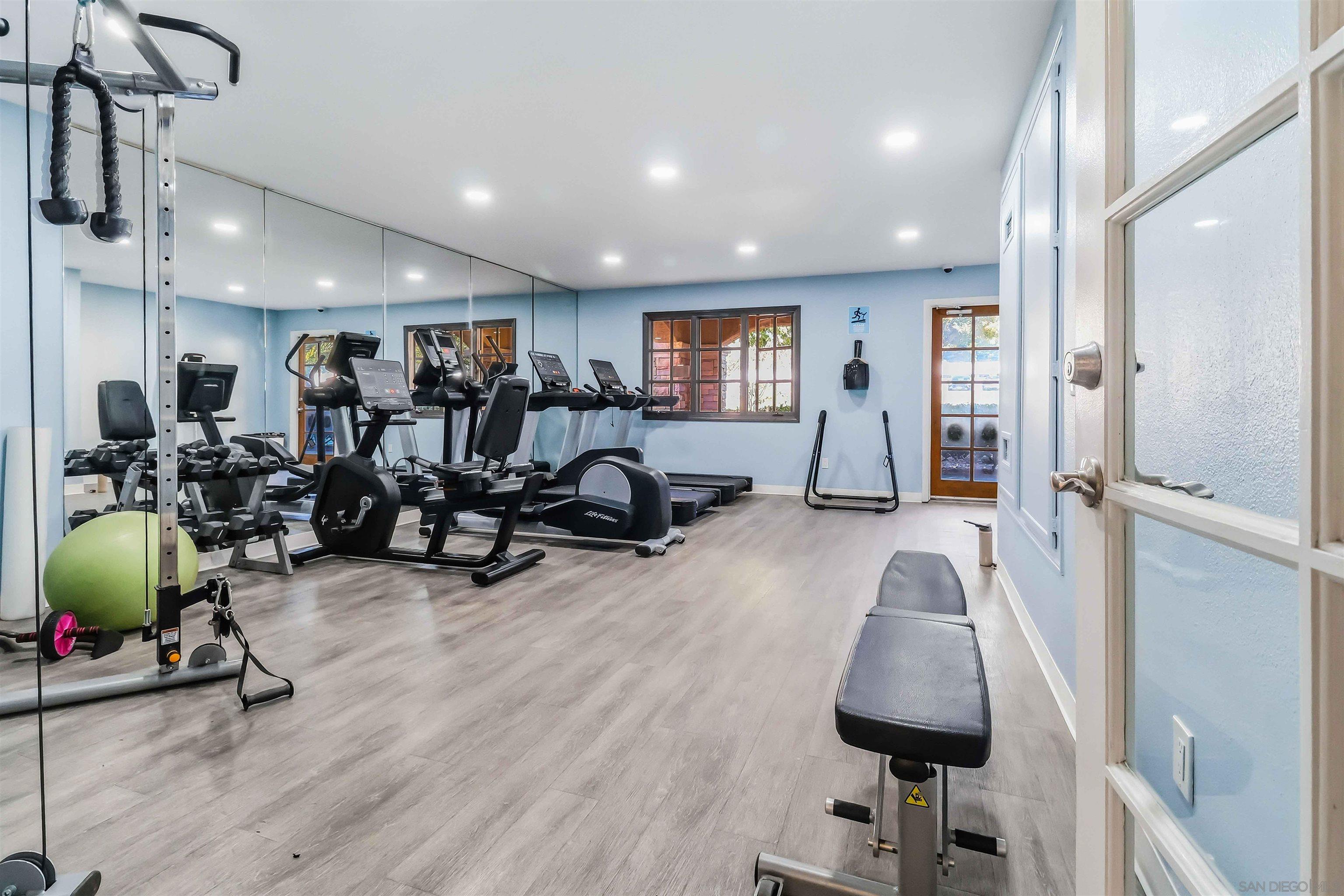 Detail Gallery Image 27 of 34 For 7160  Shoreline  4211, San Diego,  CA 92121 - 2 Beds | 2 Baths