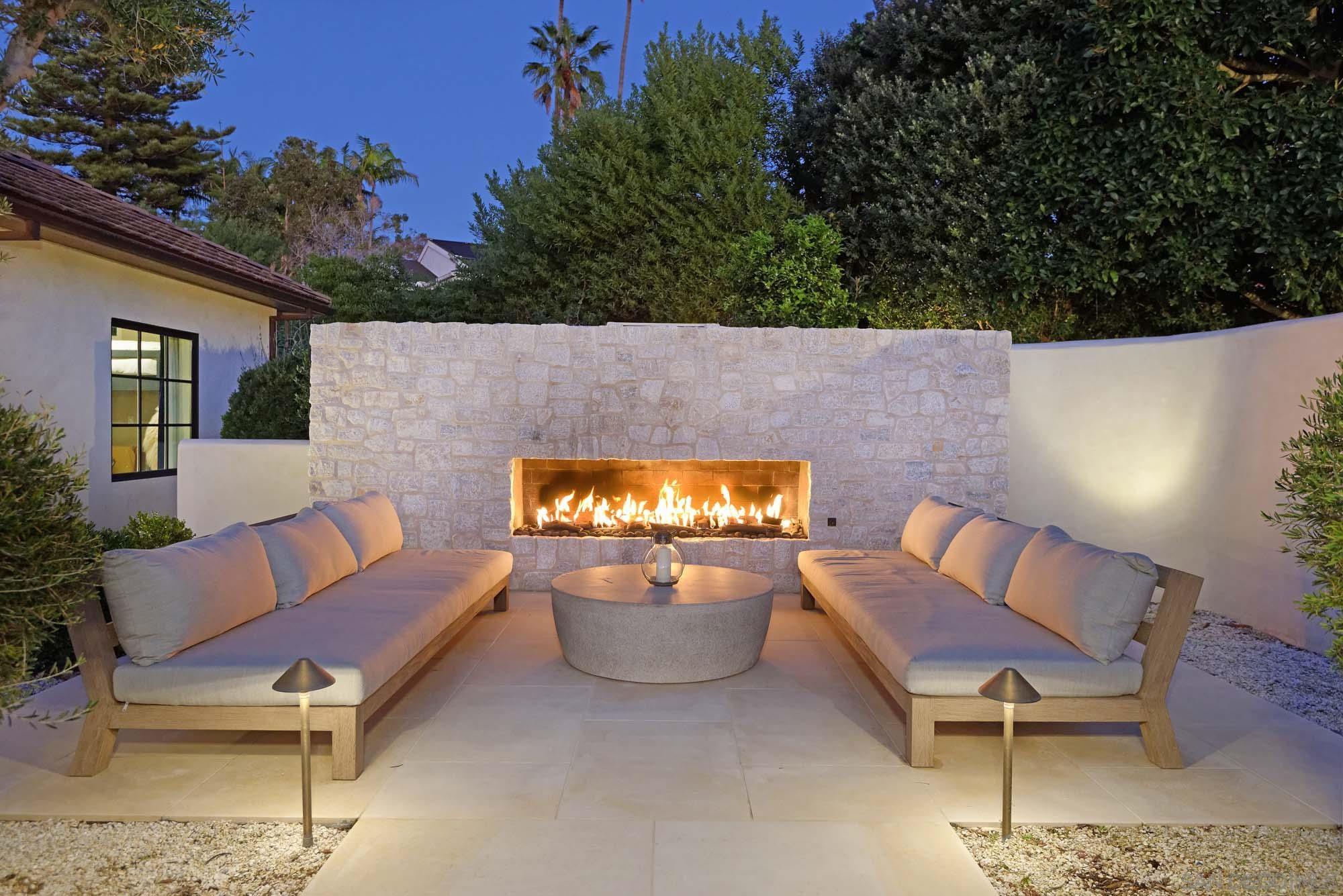 Detail Gallery Image 42 of 44 For 1009  Solymar Drive, La Jolla,  CA 92037 - 6 Beds | 6/1 Baths