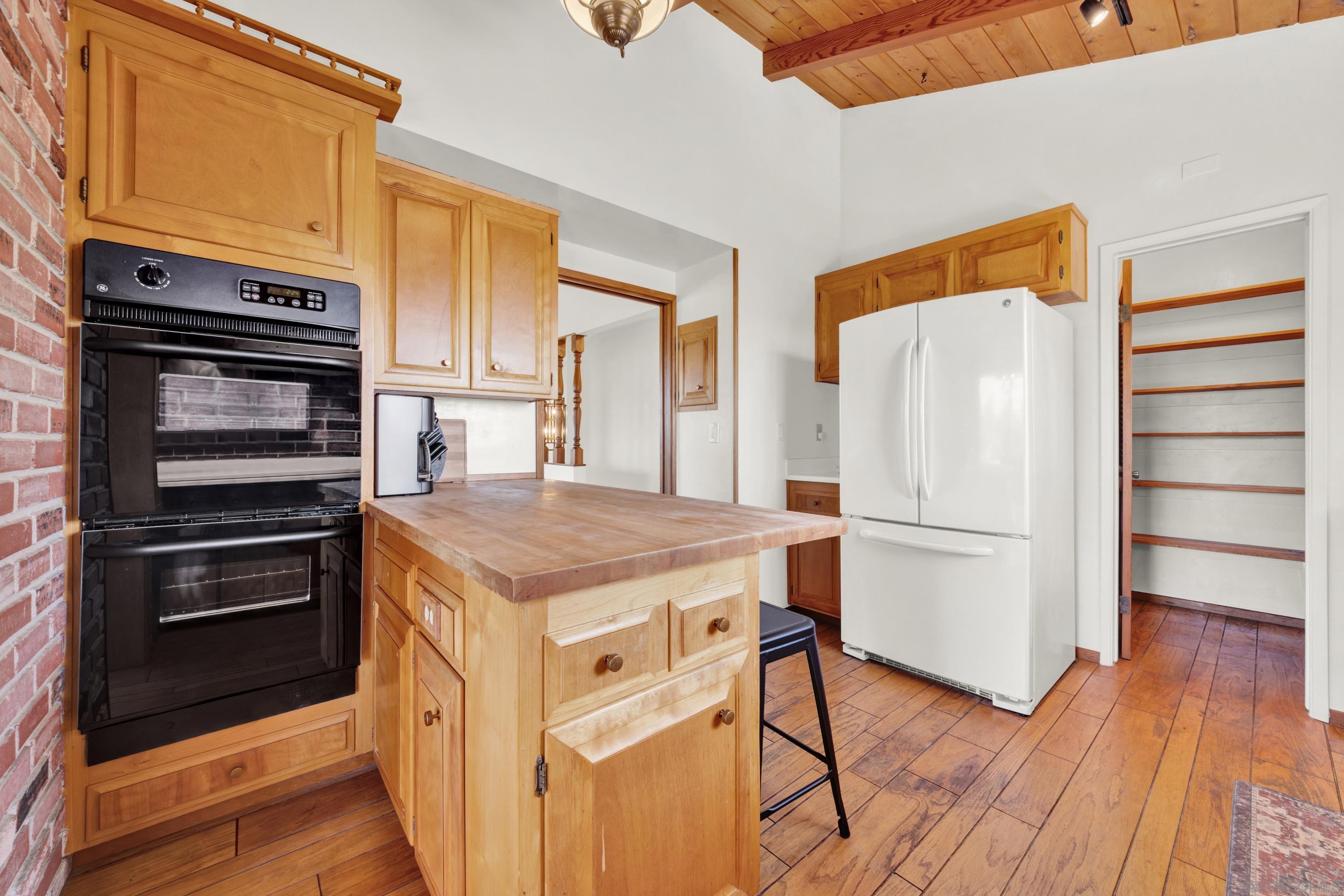 Detail Gallery Image 19 of 27 For 311  Corto Street, Solana Beach,  CA 92075 - 4 Beds | 2/1 Baths