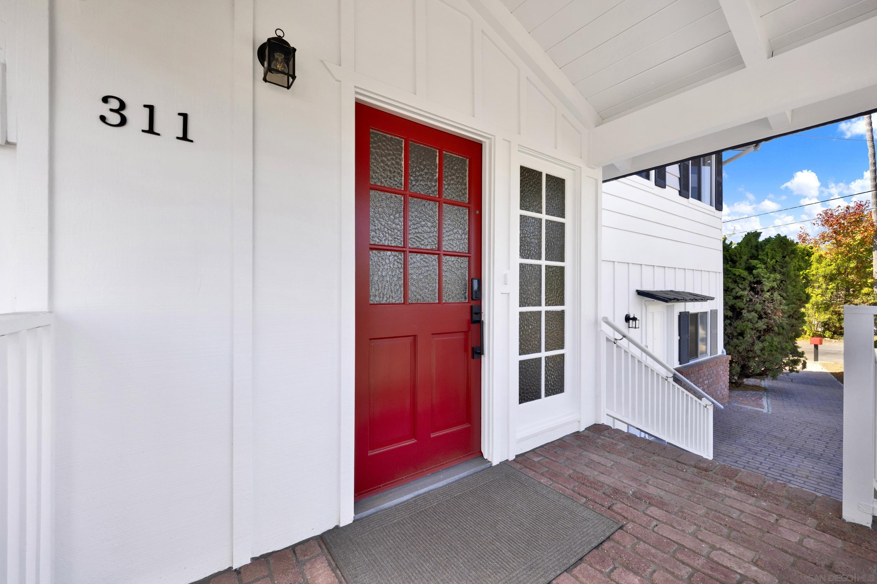 Detail Gallery Image 23 of 27 For 311  Corto Street, Solana Beach,  CA 92075 - 4 Beds | 2/1 Baths