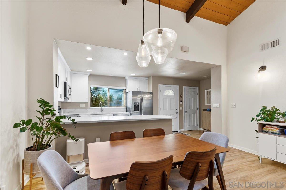 Detail Gallery Image 15 of 52 For 17407  Port Marnock Dr, Poway,  CA 92064 - 2 Beds | 2 Baths