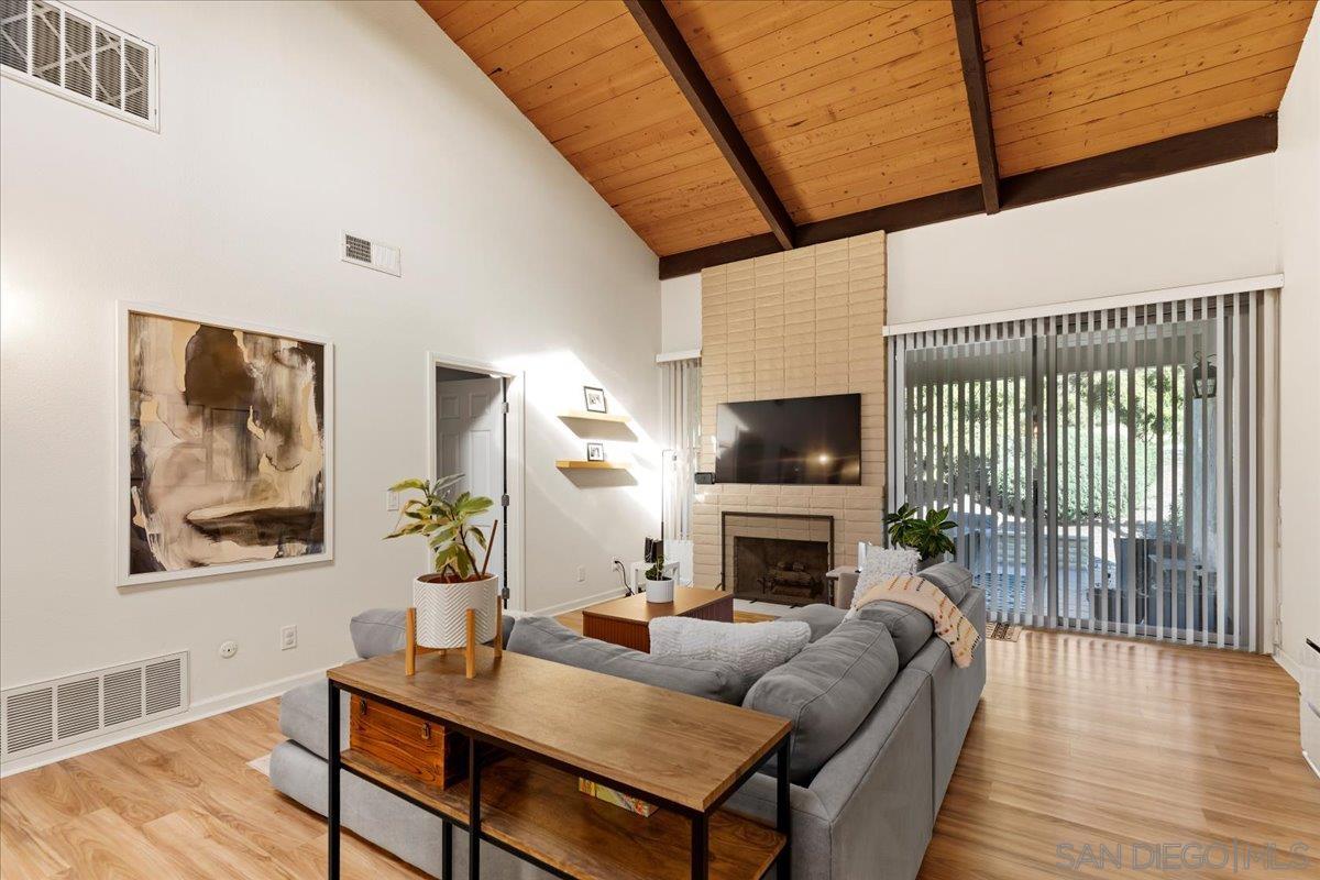 Detail Gallery Image 21 of 52 For 17407  Port Marnock Dr, Poway,  CA 92064 - 2 Beds | 2 Baths