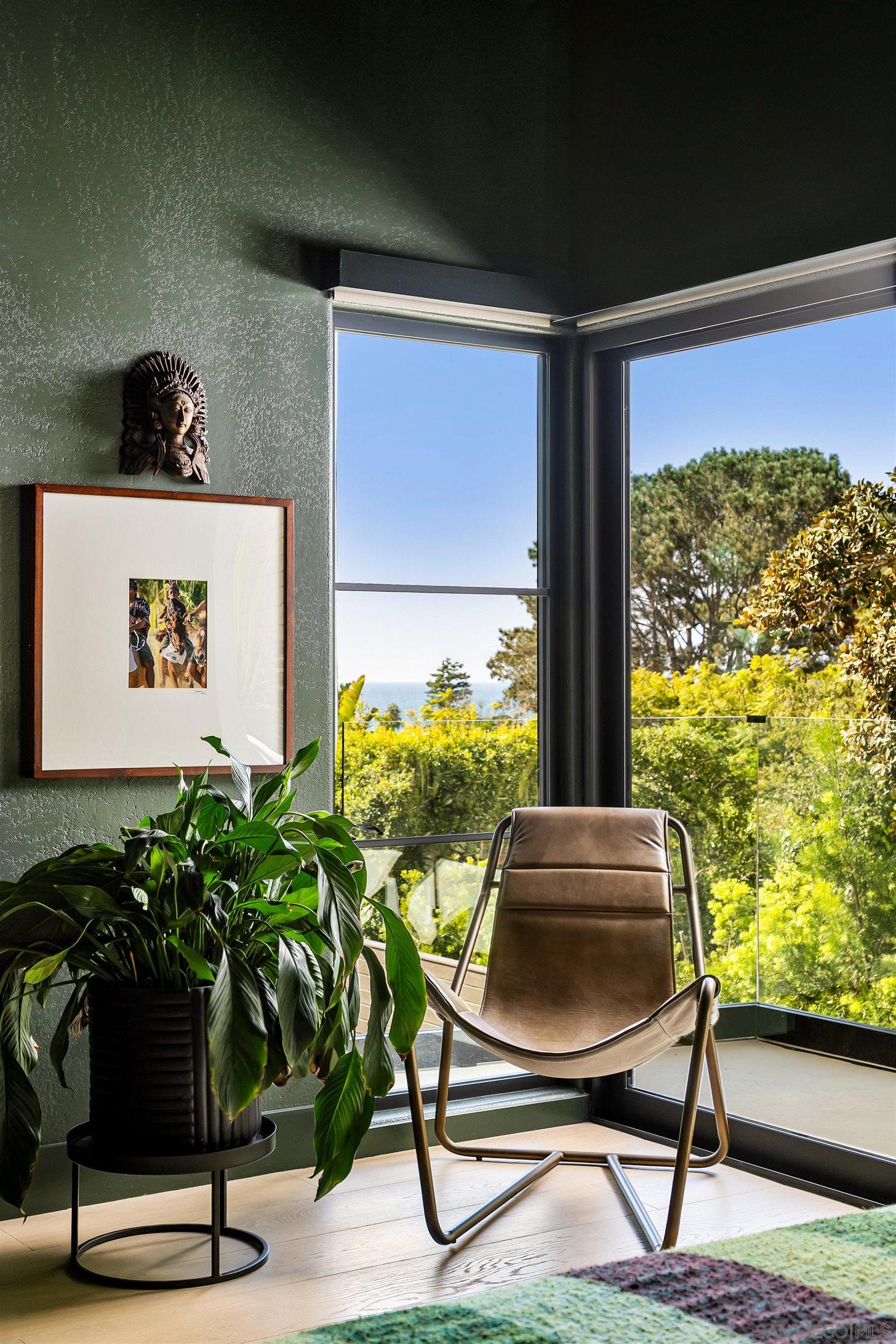 Detail Gallery Image 19 of 55 For 5676  Taft Ave, La Jolla,  CA 92037 - 6 Beds | 3 Baths