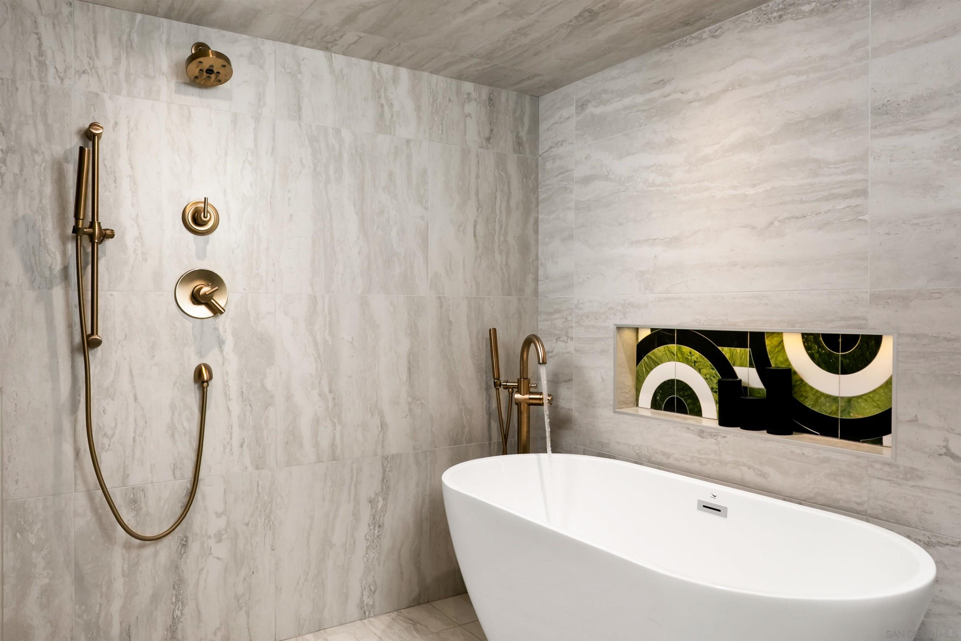 Detail Gallery Image 39 of 57 For 5676  Taft Ave, La Jolla,  CA 92037 - 6 Beds | 3 Baths