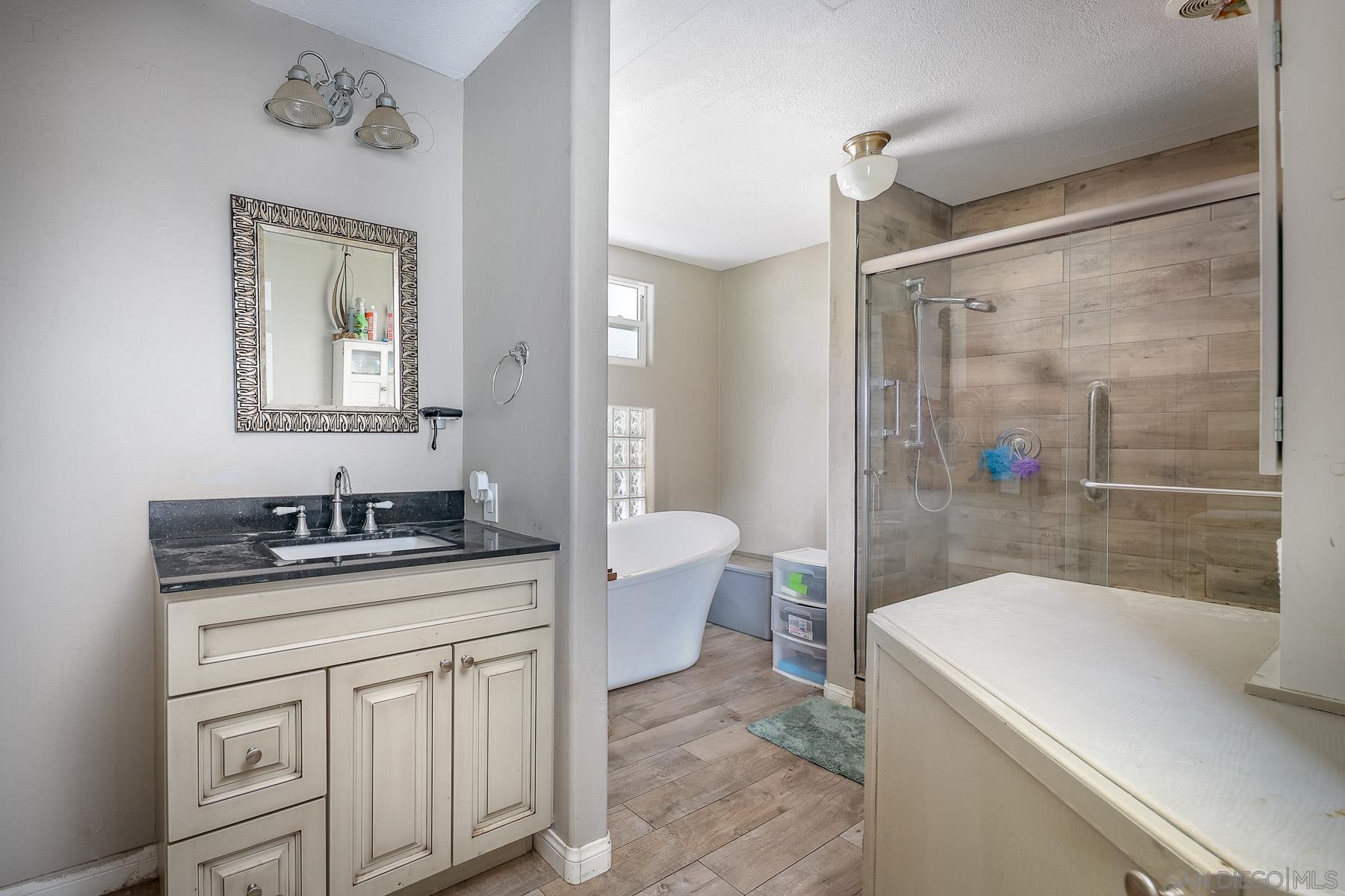Detail Gallery Image 4 of 25 For 29079  Aerie, Valley Center,  CA 92082 - 3 Beds | 2 Baths