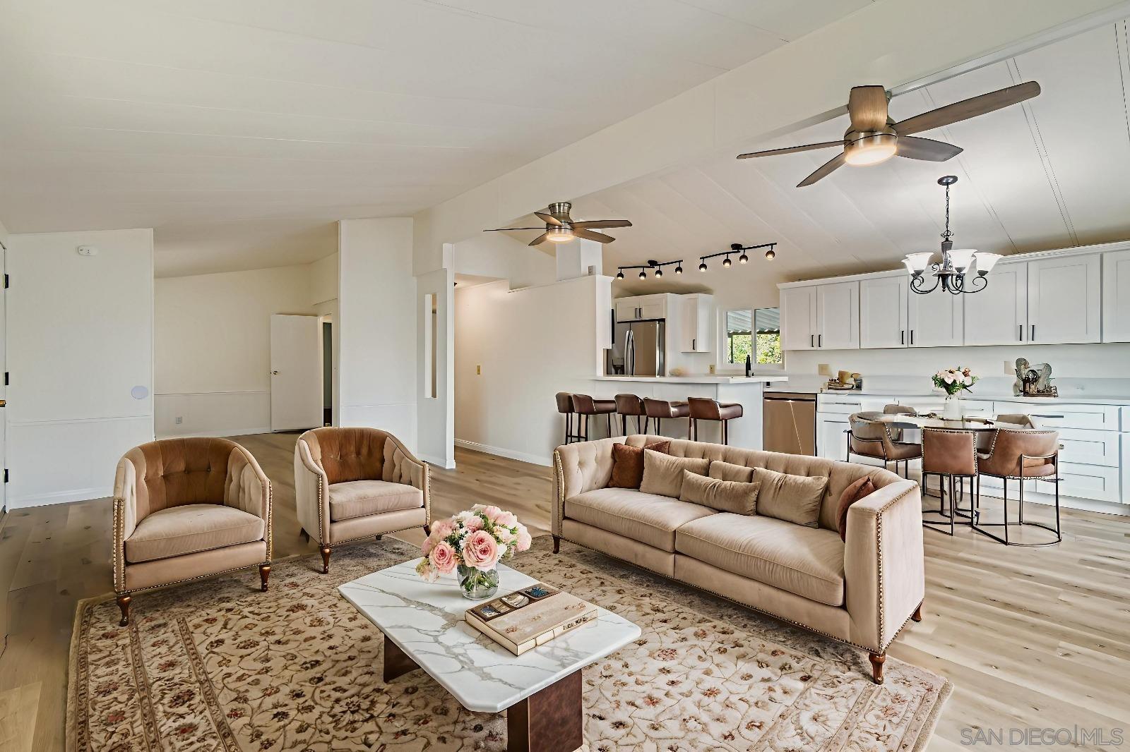 Detail Gallery Image 11 of 31 For 11949  Riverside Dr  #176,  Lakeside,  CA 92040 - 3 Beds | 2 Baths